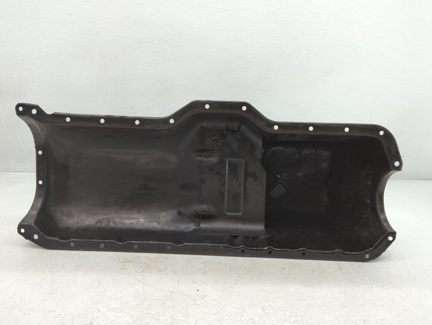 1993-1998 Jeep Grand Cherokee Engine Oil Pan Fits Fits 1993 1994 1995 1996 1997 1998 1999 2000 2001 OEM Used Auto Parts - Oemusedautoparts1.com