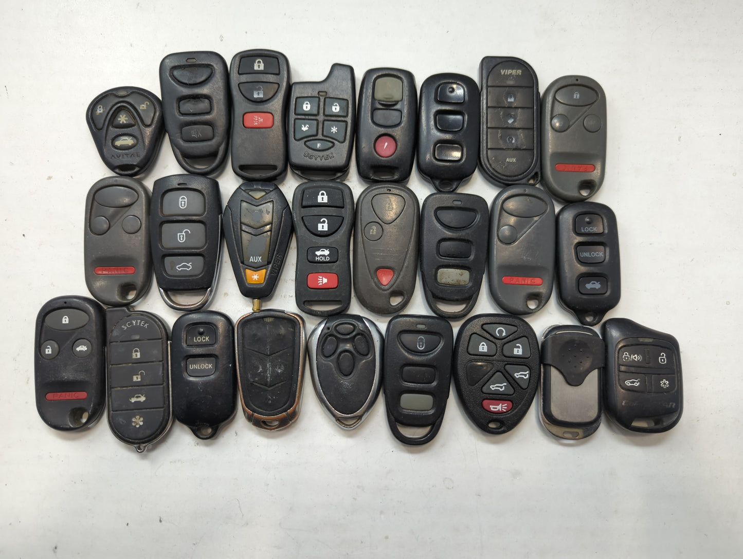 Lot of 25 Aftermarket Keyless Entry Remote Fob MIXED FCC IDS MIXED PART - Oemusedautoparts1.com