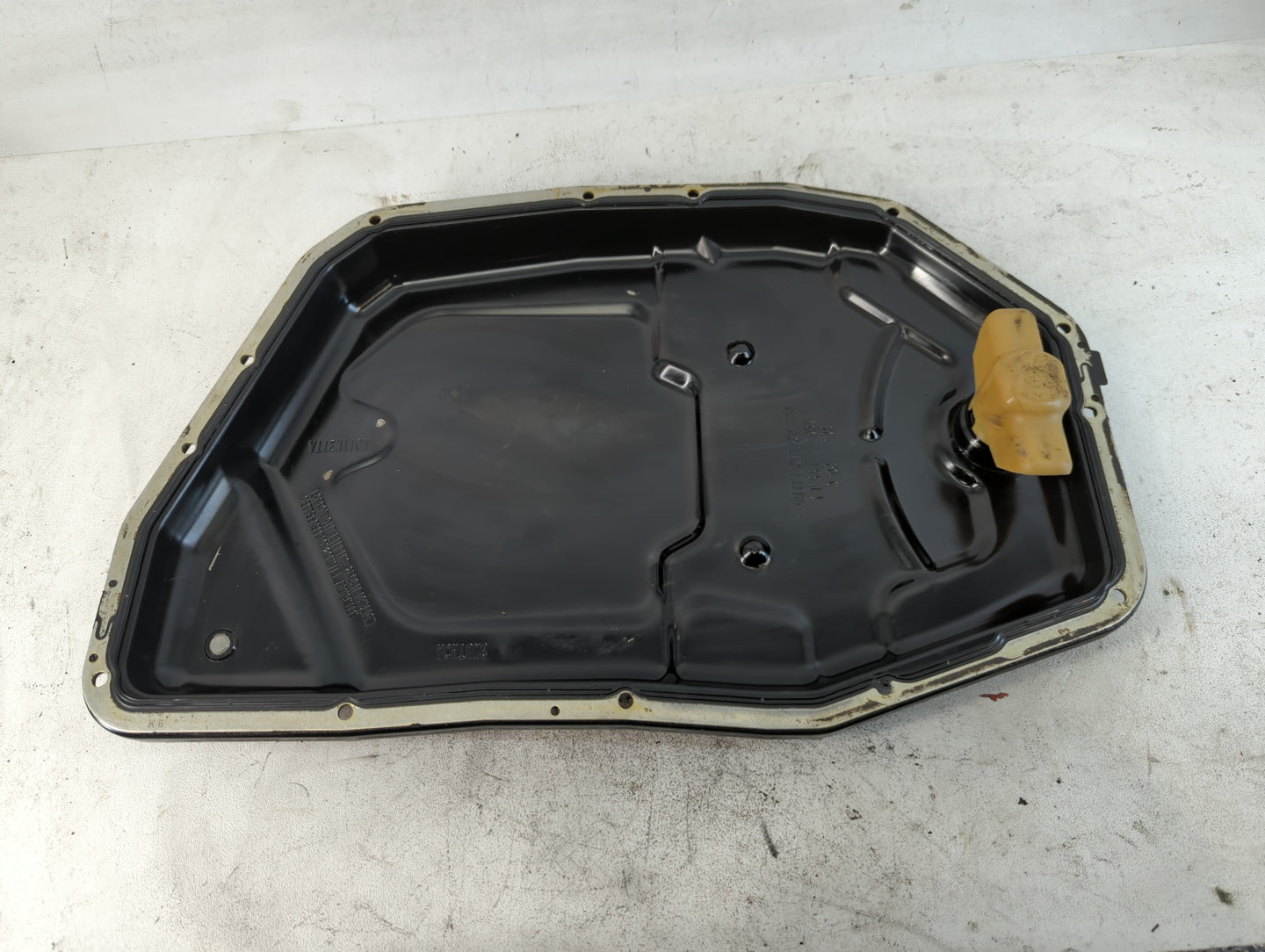 2005-2009 Audi A4 Engine Oil Pan Fits Fits 2005 2006 2007 2008 2009 OEM Used Auto Parts - Oemusedautoparts1.com