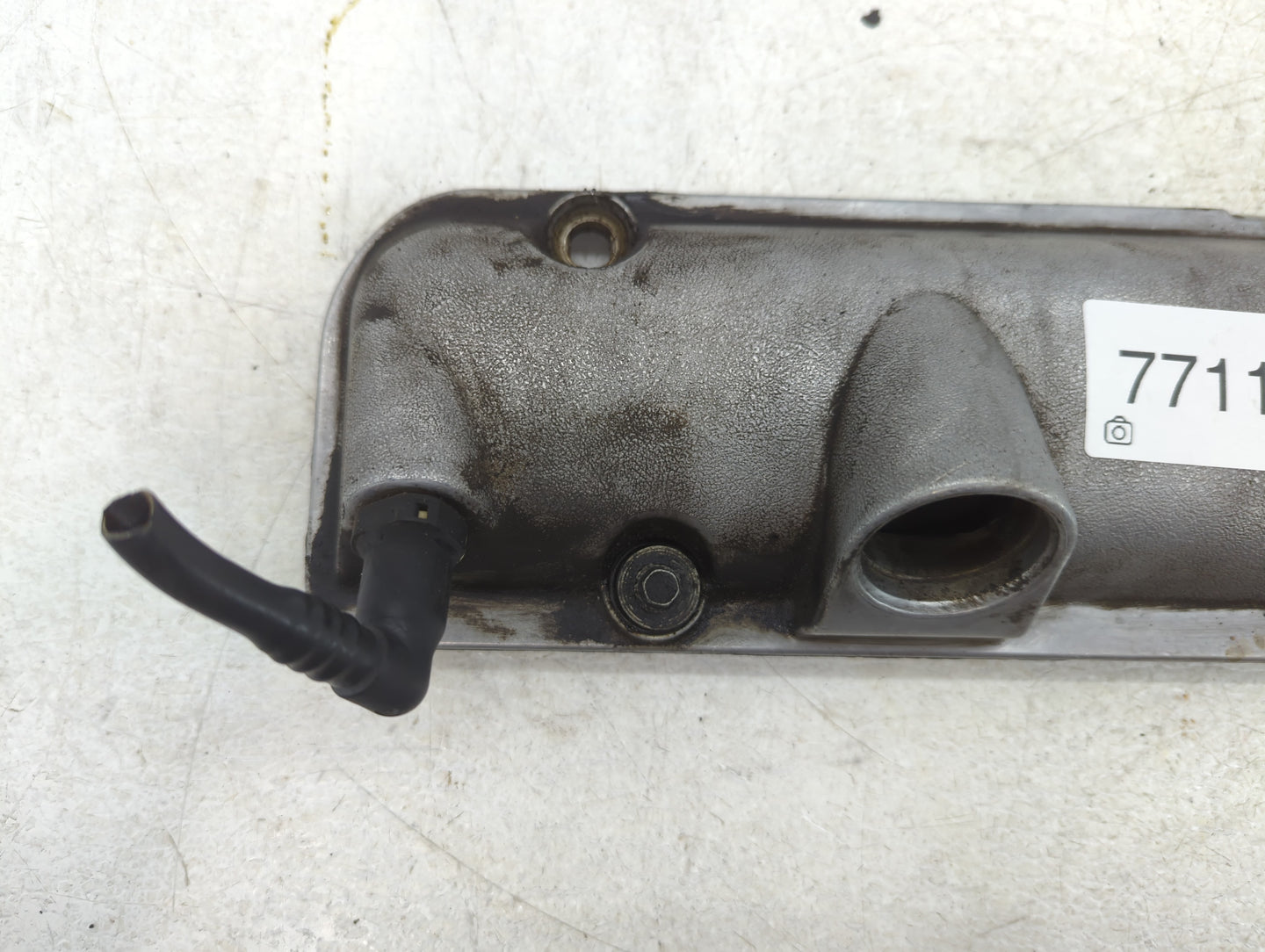 2011 Chevrolet Impala Passenger Right Cylinder Head Valve Cover P/N:CM 12606107 12606107 Fits OEM Used Auto Parts - Oemusedautoparts1.com
