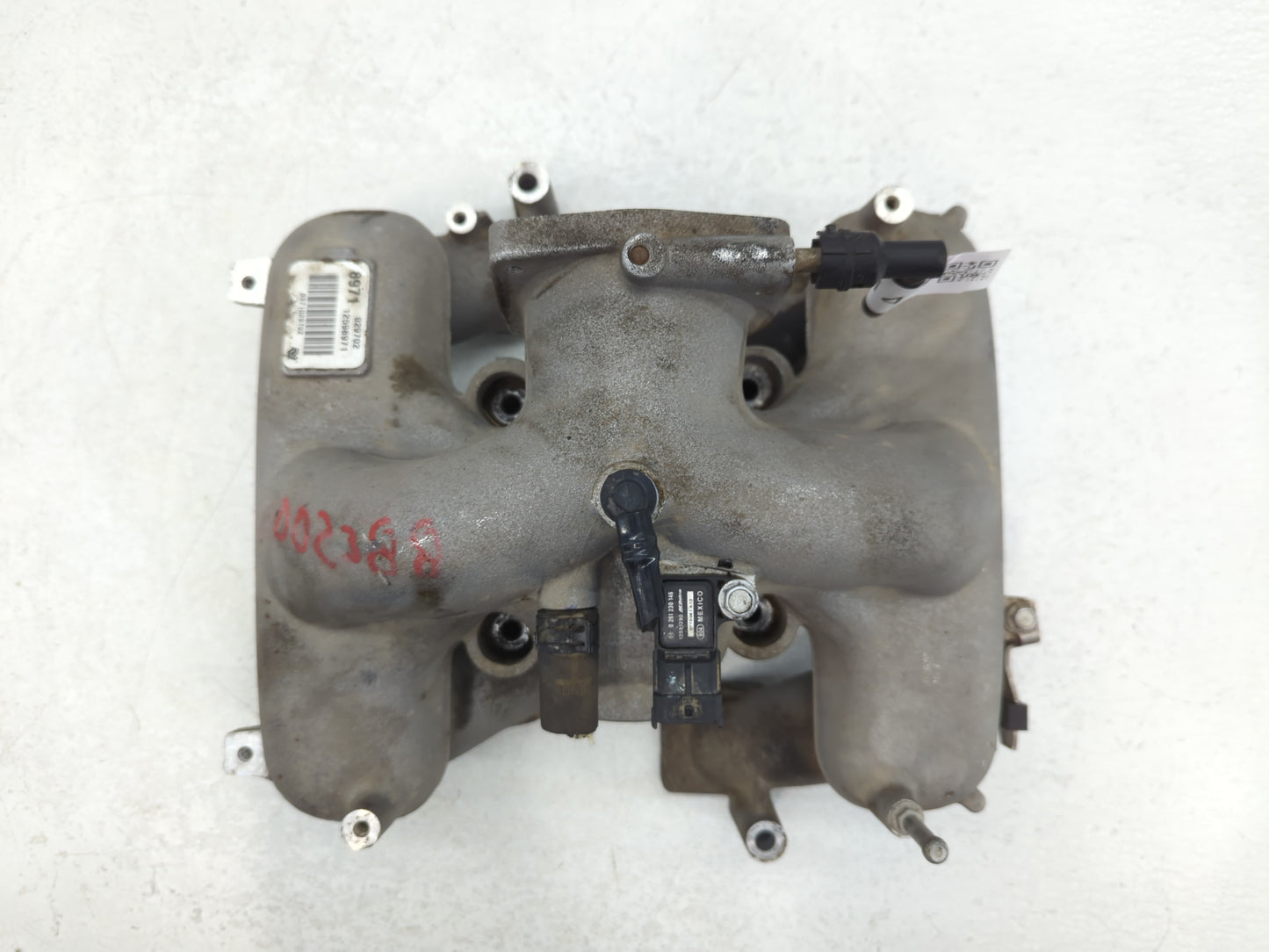 2008-2010 Saturn Vue Air Intake Manifold P/N:029702 8971, 12598971 Fits Fits 2008 2009 2010 OEM Used Auto Parts - Oemusedautoparts1.com