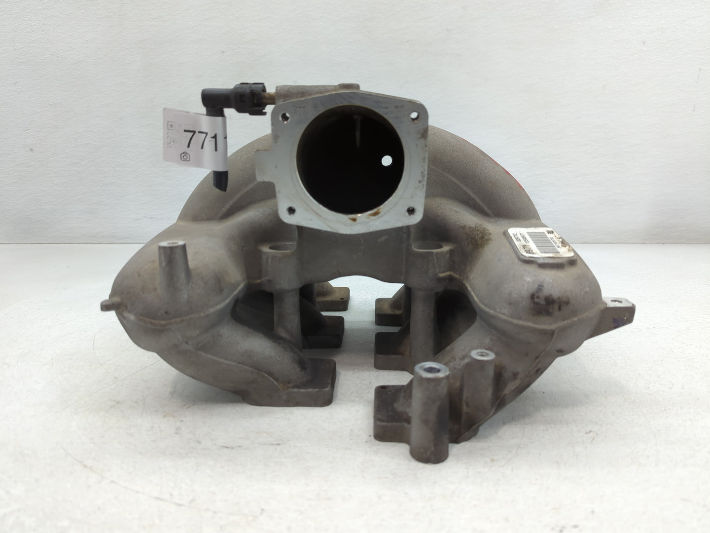 2008-2010 Saturn Vue Air Intake Manifold P/N:029702 8971, 12598971 Fits Fits 2008 2009 2010 OEM Used Auto Parts - Oemusedautoparts1.com