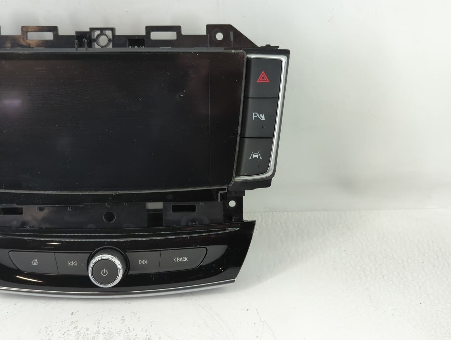 2018-2019 Buick Enclave Radio AM FM Cd Player Receiver Replacement P/N:2493723 84402434 Fits Fits 2017 2018 2019 OEM Used Auto Parts - Oemusedautoparts1.com