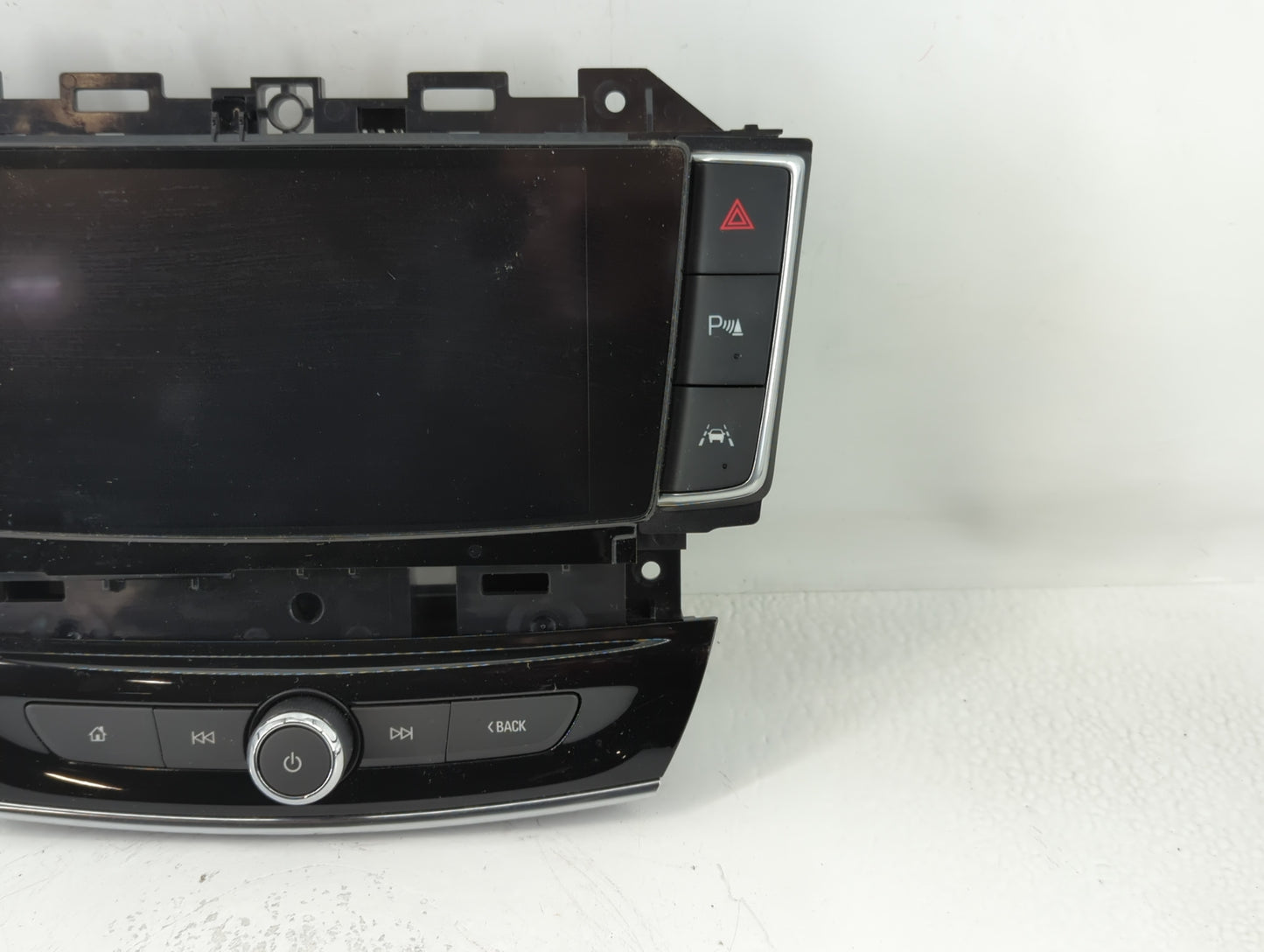 2018-2019 Buick Enclave Radio AM FM Cd Player Receiver Replacement P/N:2493723 84402434 Fits Fits 2017 2018 2019 OEM Used Auto Parts - Oemusedautoparts1.com