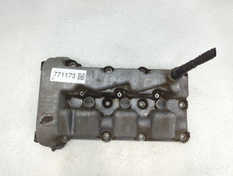 compare product 2008 Ford Escape Passenger Right Cylinder Head Valve Cover P/N:6L8E-6582-BB 6L8E-6582-B8 Fits OEM Used Auto Parts