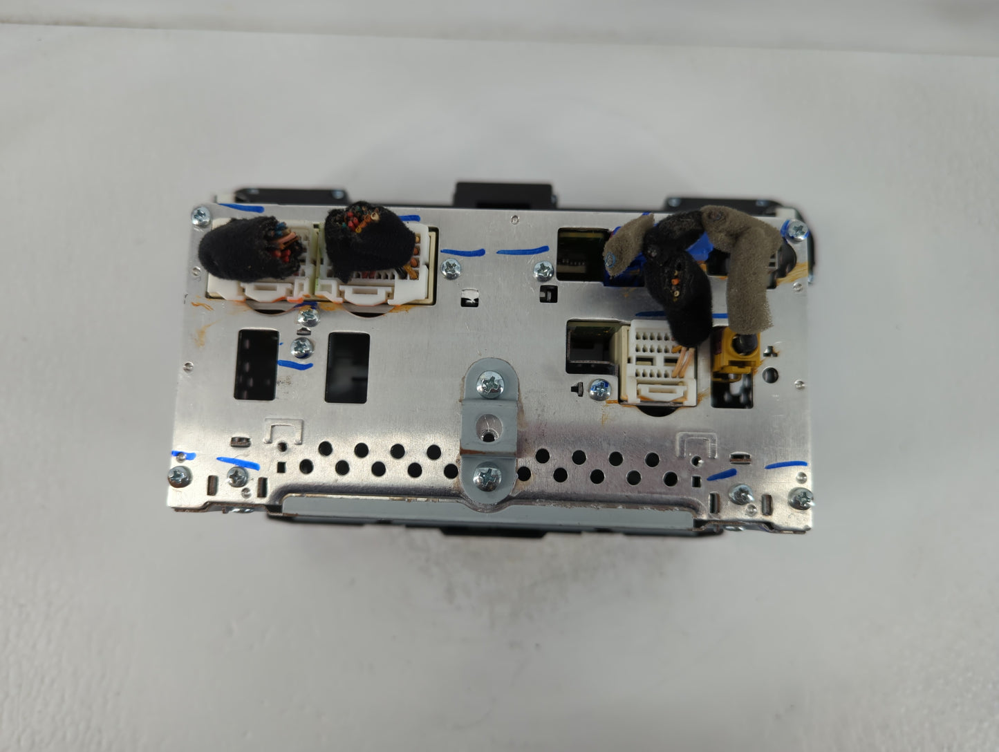 2017-2018 Hyundai Elantra Radio AM FM Cd Player Receiver Replacement P/N:96160-F2100UAT Fits Fits 2017 2018 OEM Used Auto Parts - Oemusedautoparts1.com