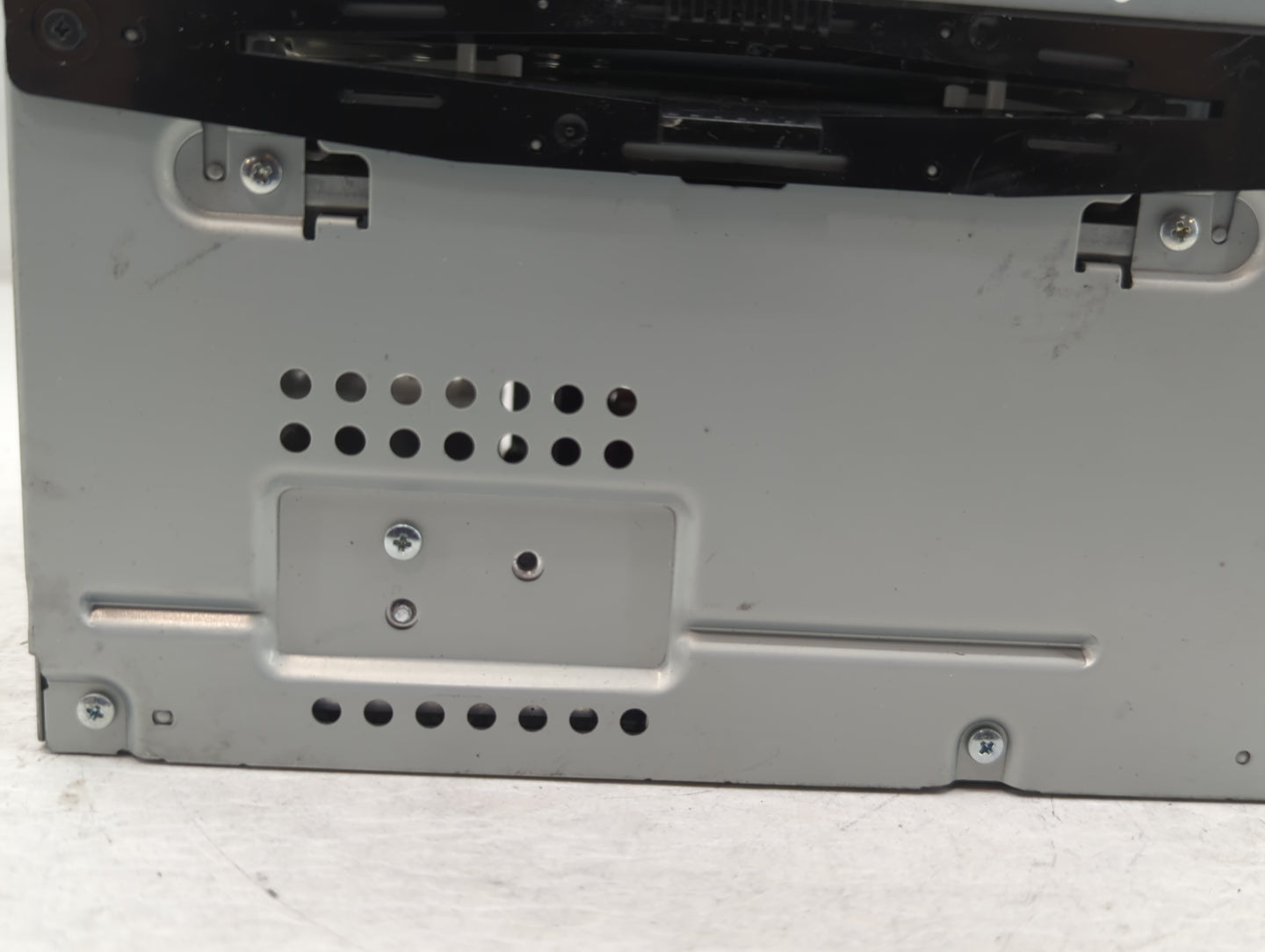 2011-2012 Ford Fusion Radio AM FM Cd Player Receiver Replacement P/N:BE5T-18D822-AB Fits Fits 2011 2012 OEM Used Auto Parts - Oemusedautoparts1.com