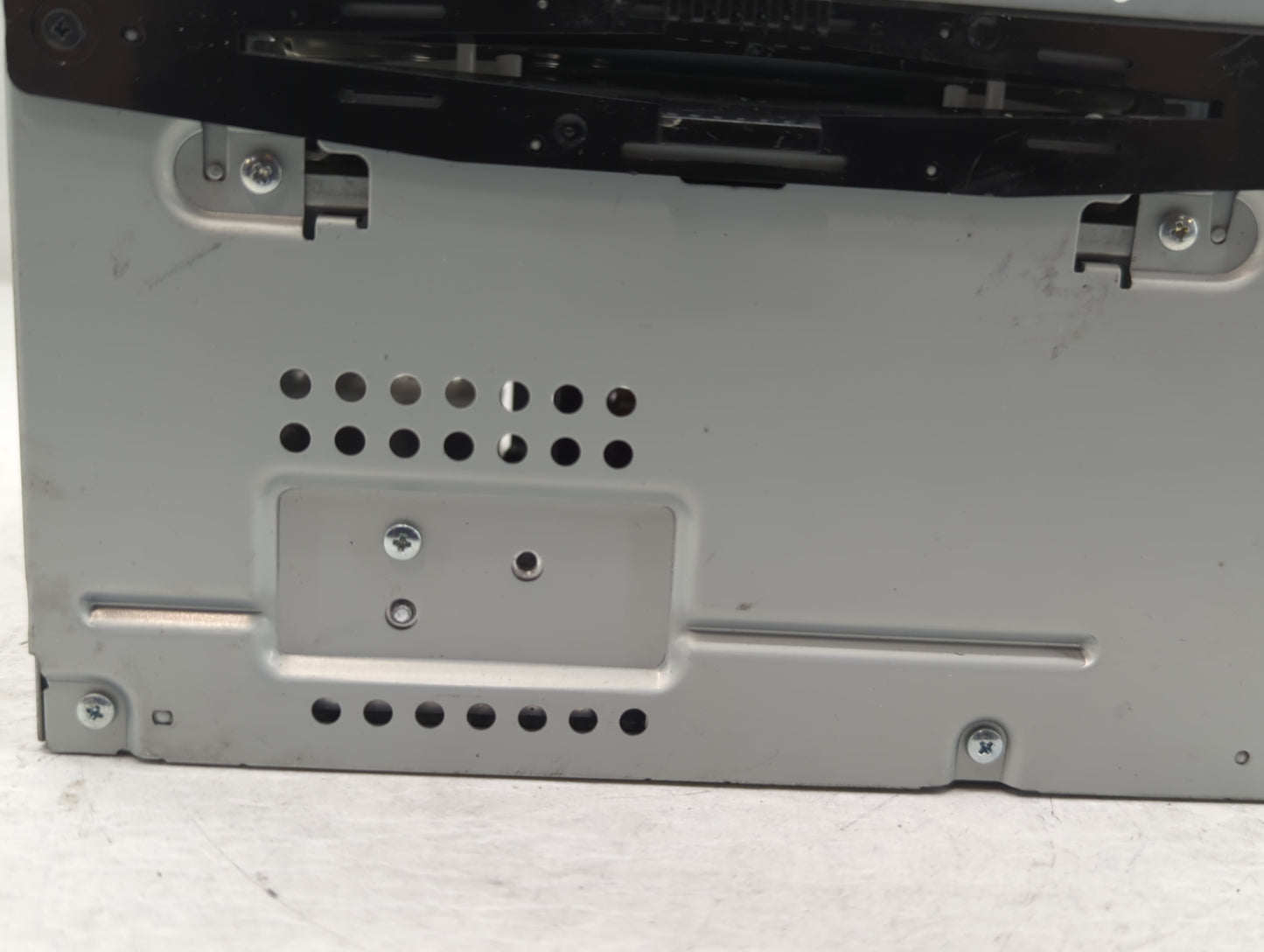 2011-2012 Ford Fusion Radio AM FM Cd Player Receiver Replacement P/N:BE5T-18D822-AB Fits Fits 2011 2012 OEM Used Auto Parts - Oemusedautoparts1.com