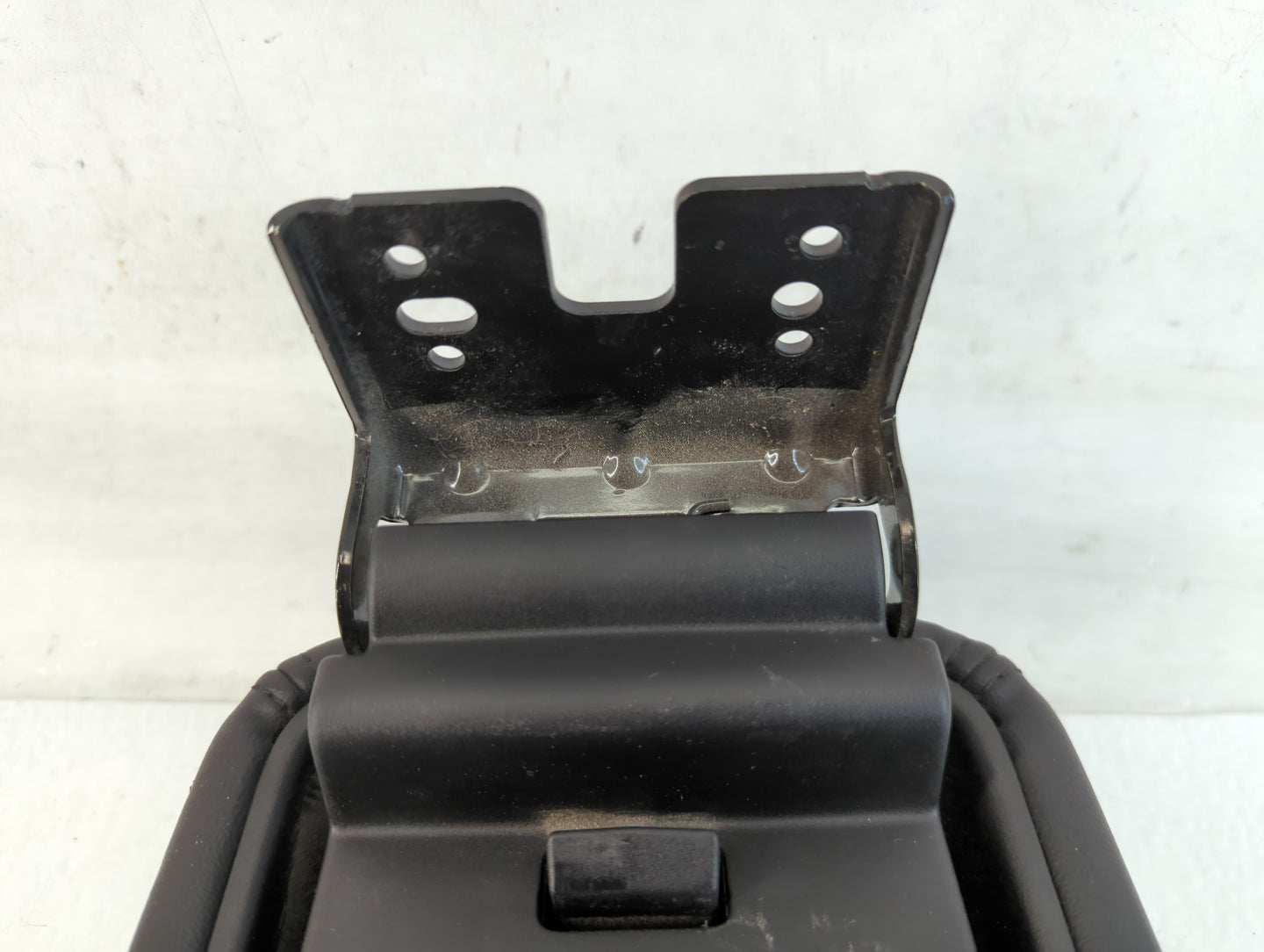 2011 Dodge Journey Center Console Armrest Cover Lid Fits OEM Used Auto Parts - Oemusedautoparts1.com