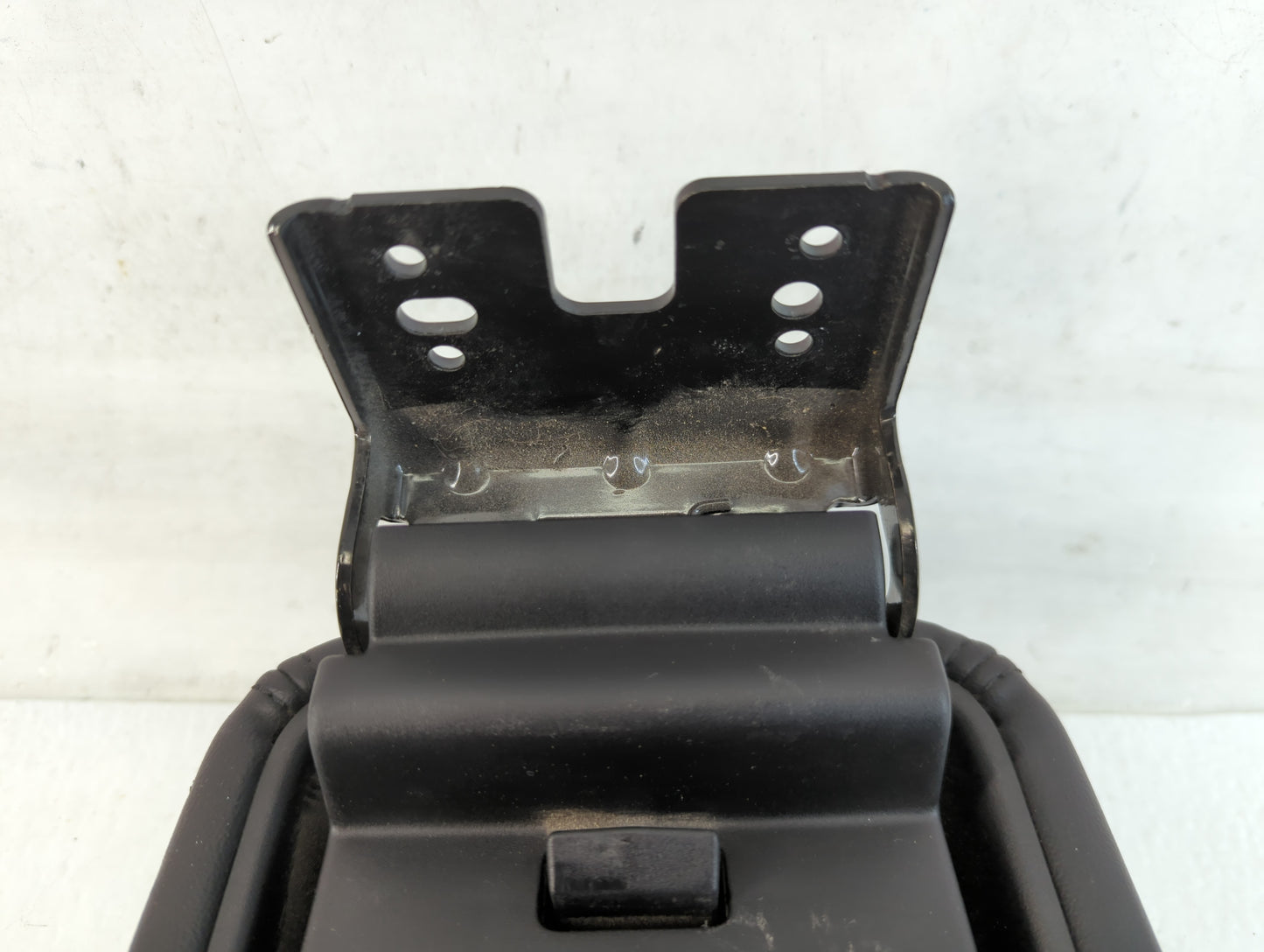 2011 Dodge Journey Center Console Armrest Cover Lid Fits OEM Used Auto Parts - Oemusedautoparts1.com