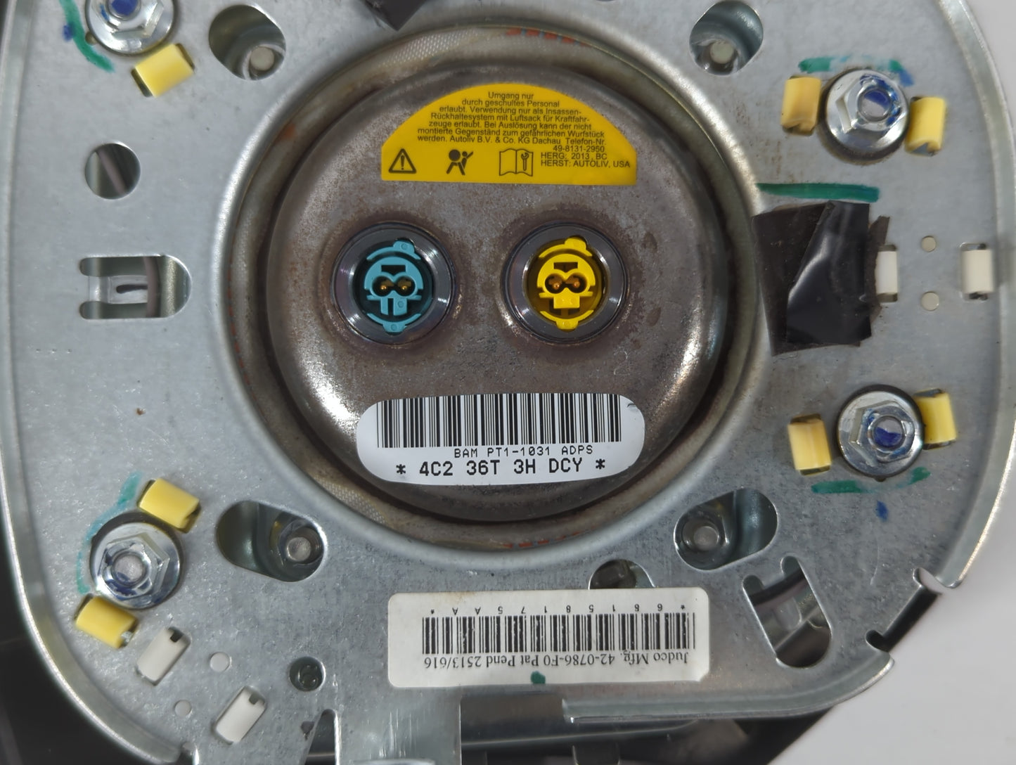 2013 Dodge Durango Air Bag Driver Left Steering Wheel Mounted P/N:P1GS291X9AG Fits OEM Used Auto Parts - Oemusedautoparts1.com