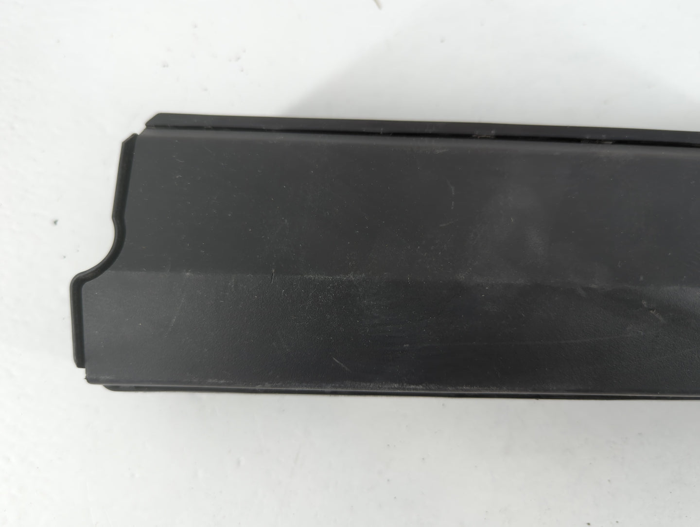 2013-2017 Buick Encore Air Bag Driver Left Knee OEM P/N:95259946 Fits Fits 2013 2014 2015 2016 2017 OEM Used Auto Parts - Oemusedautoparts1.com