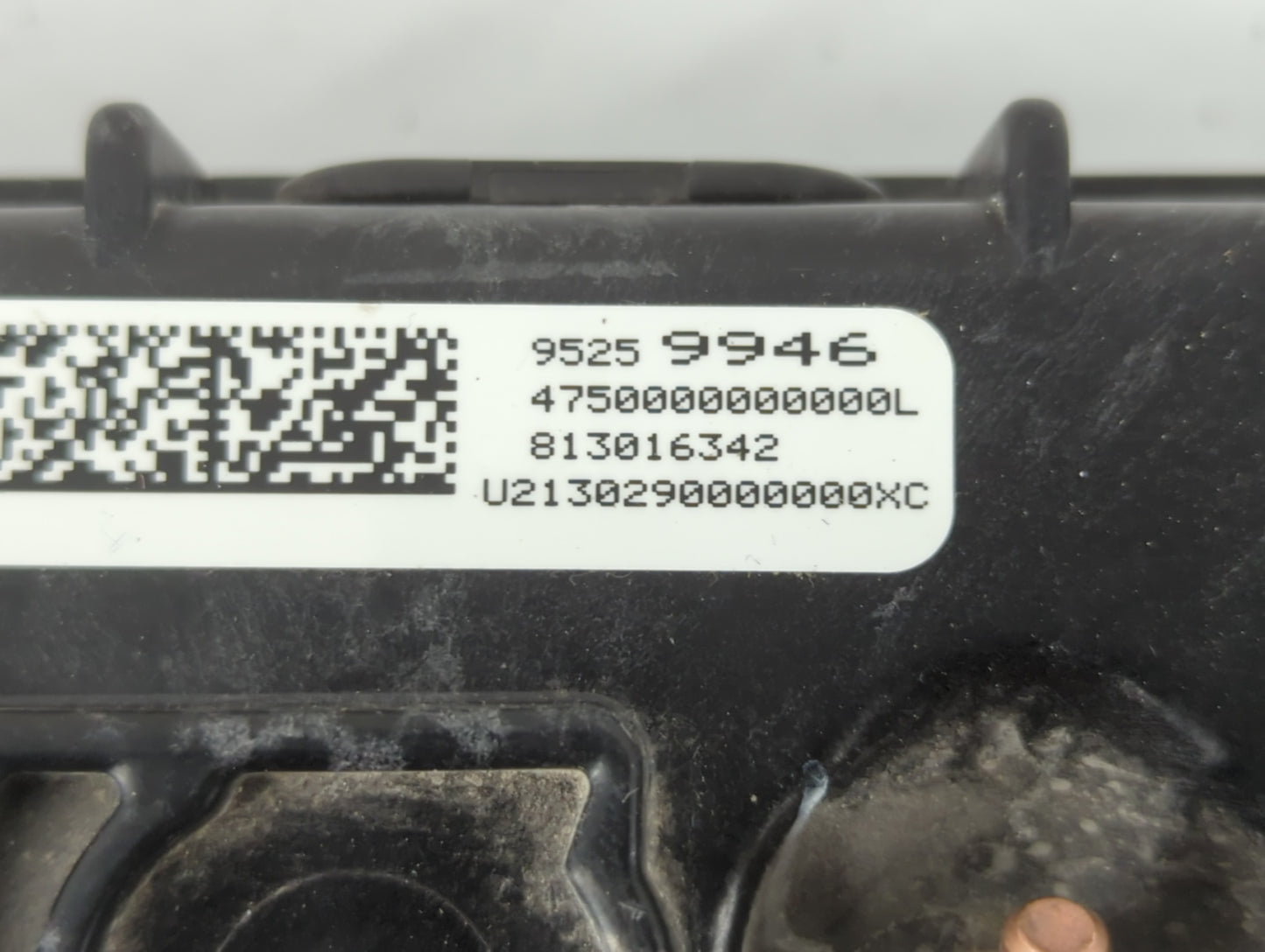 2013-2017 Buick Encore Air Bag Driver Left Knee OEM P/N:95259946 Fits Fits 2013 2014 2015 2016 2017 OEM Used Auto Parts - Oemusedautoparts1.com