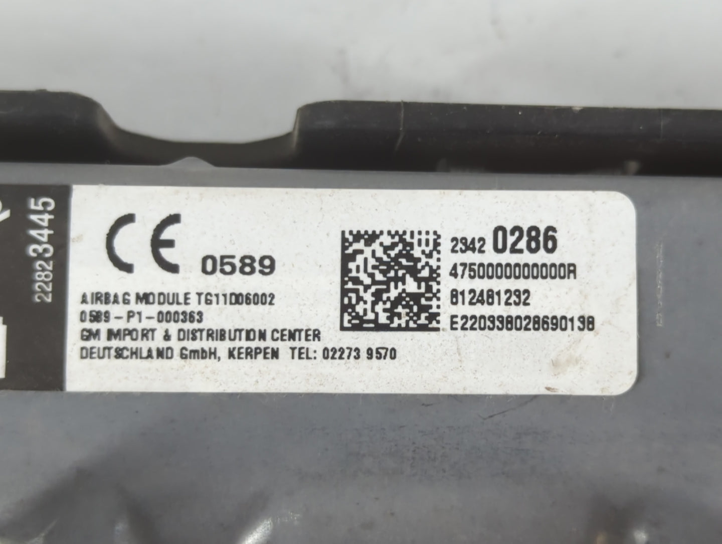 2016-2021 Chevrolet Malibu Air Bag Passenger Right Knee OEM P/N:23420286 Fits Fits 2016 2017 2018 2019 2020 2021 OEM Used Auto Parts - Oemusedautoparts1.com