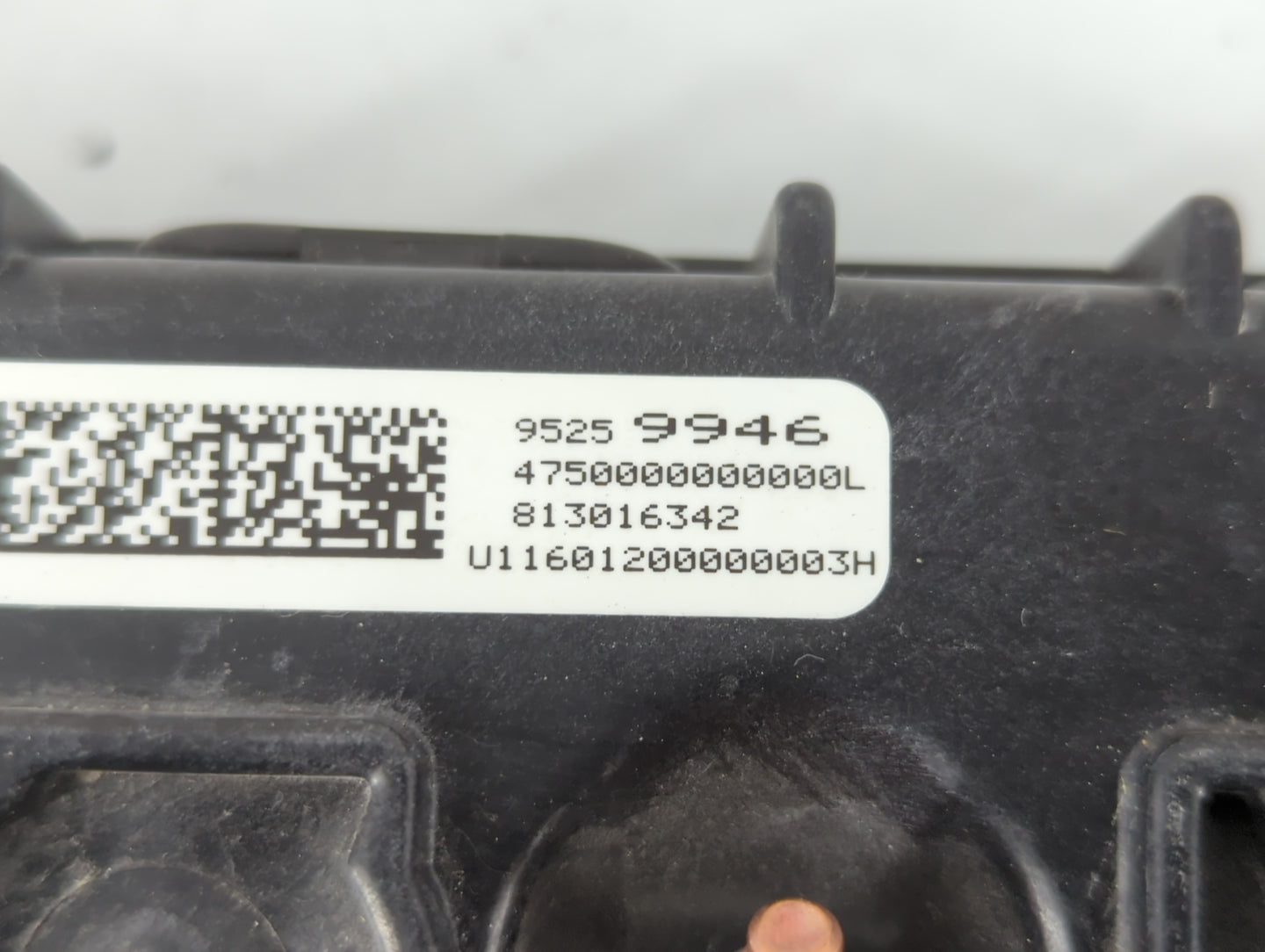 2013-2017 Buick Encore Air Bag Driver Left Knee OEM P/N:95259946 Fits Fits 2013 2014 2015 2016 2017 OEM Used Auto Parts - Oemusedautoparts1.com