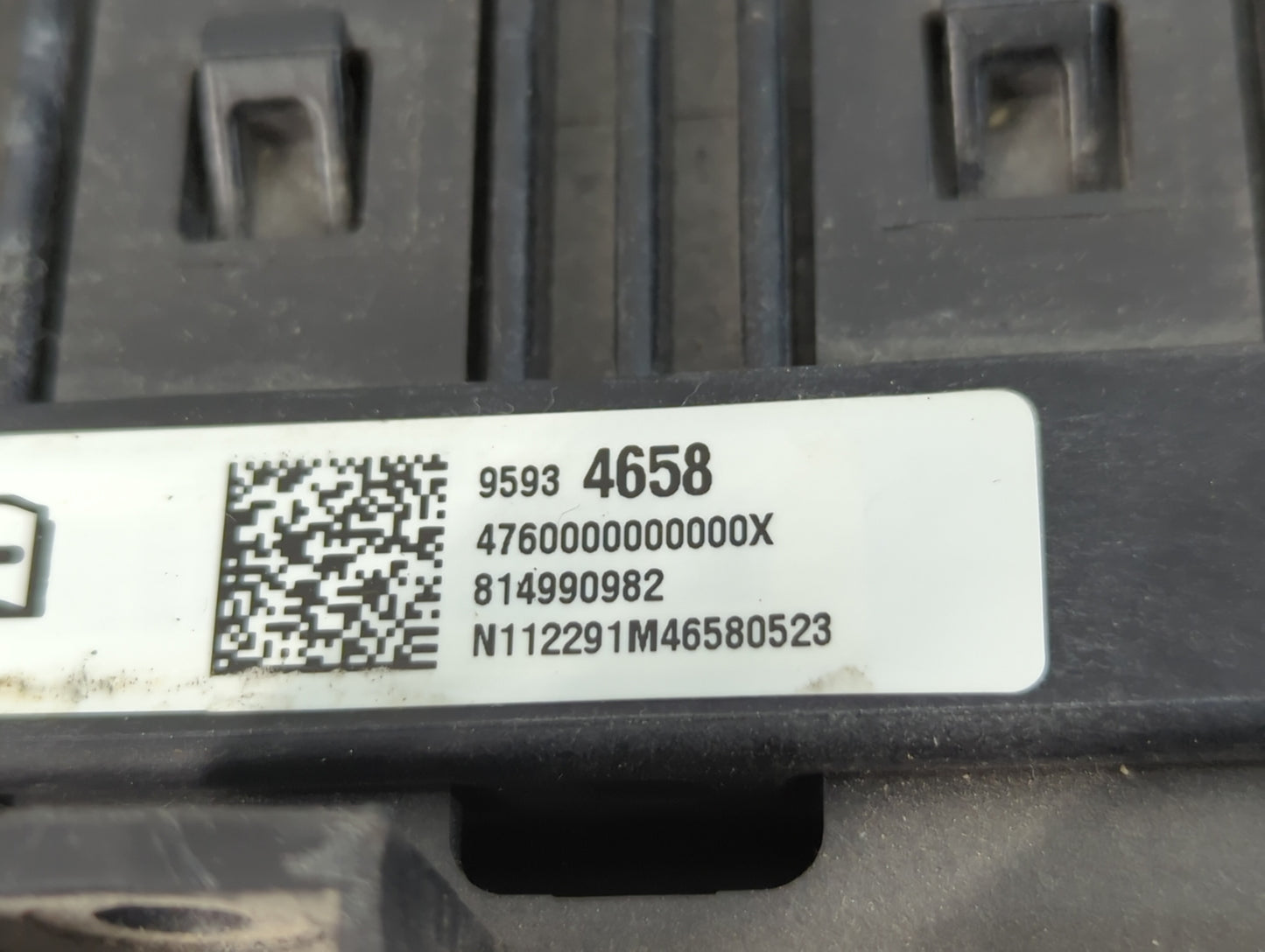 2012-2019 Chevrolet Sonic Air Bag Passenger Right Knee OEM P/N:95934658 Fits Fits 2012 2013 2014 2015 2016 2017 2018 2019 OEM Used Auto Parts - Oemusedautoparts1.com