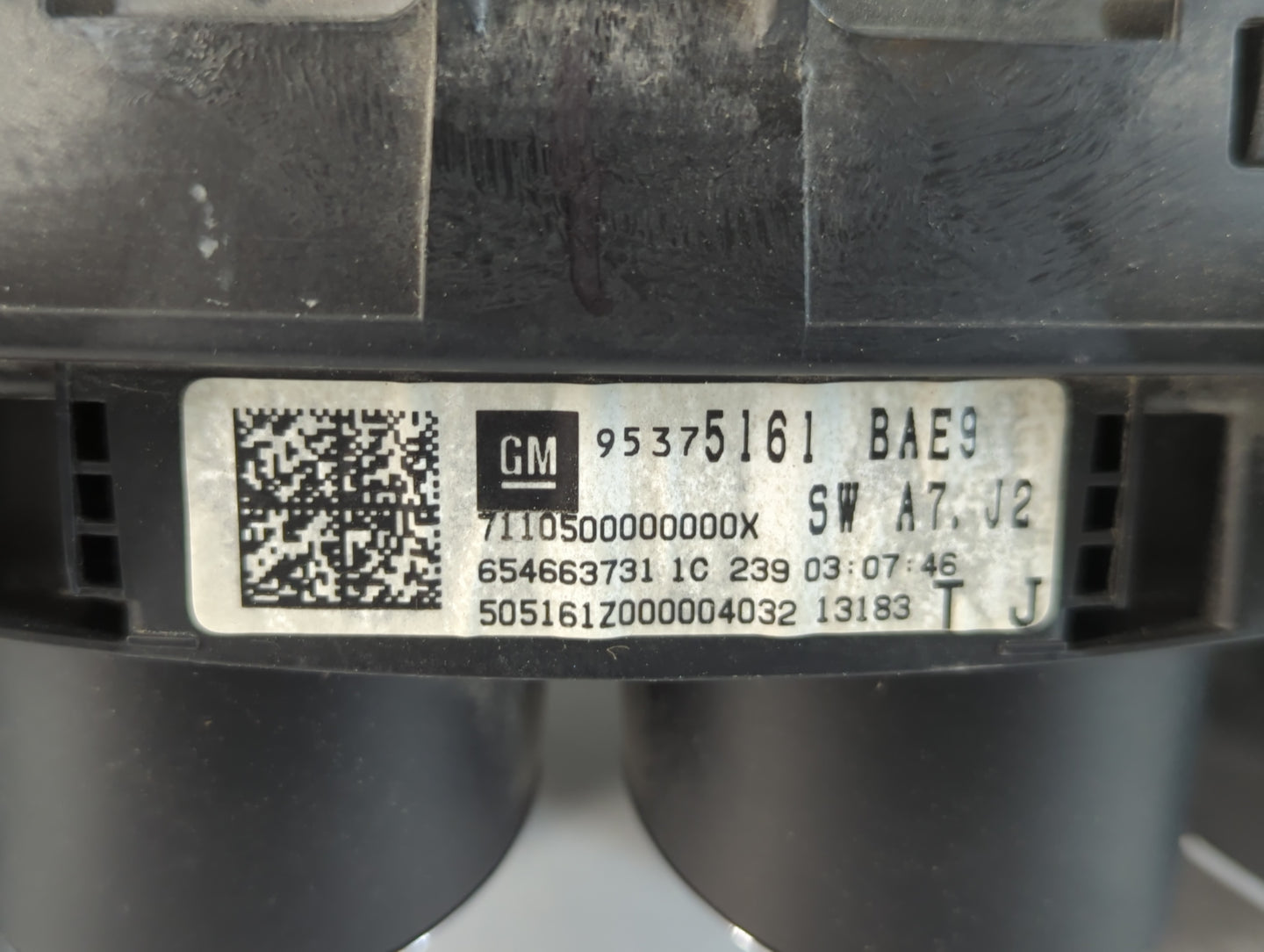 2014 Buick Encore Instrument Cluster Speedometer Gauges P/N:95375161 Fits OEM Used Auto Parts - Oemusedautoparts1.com