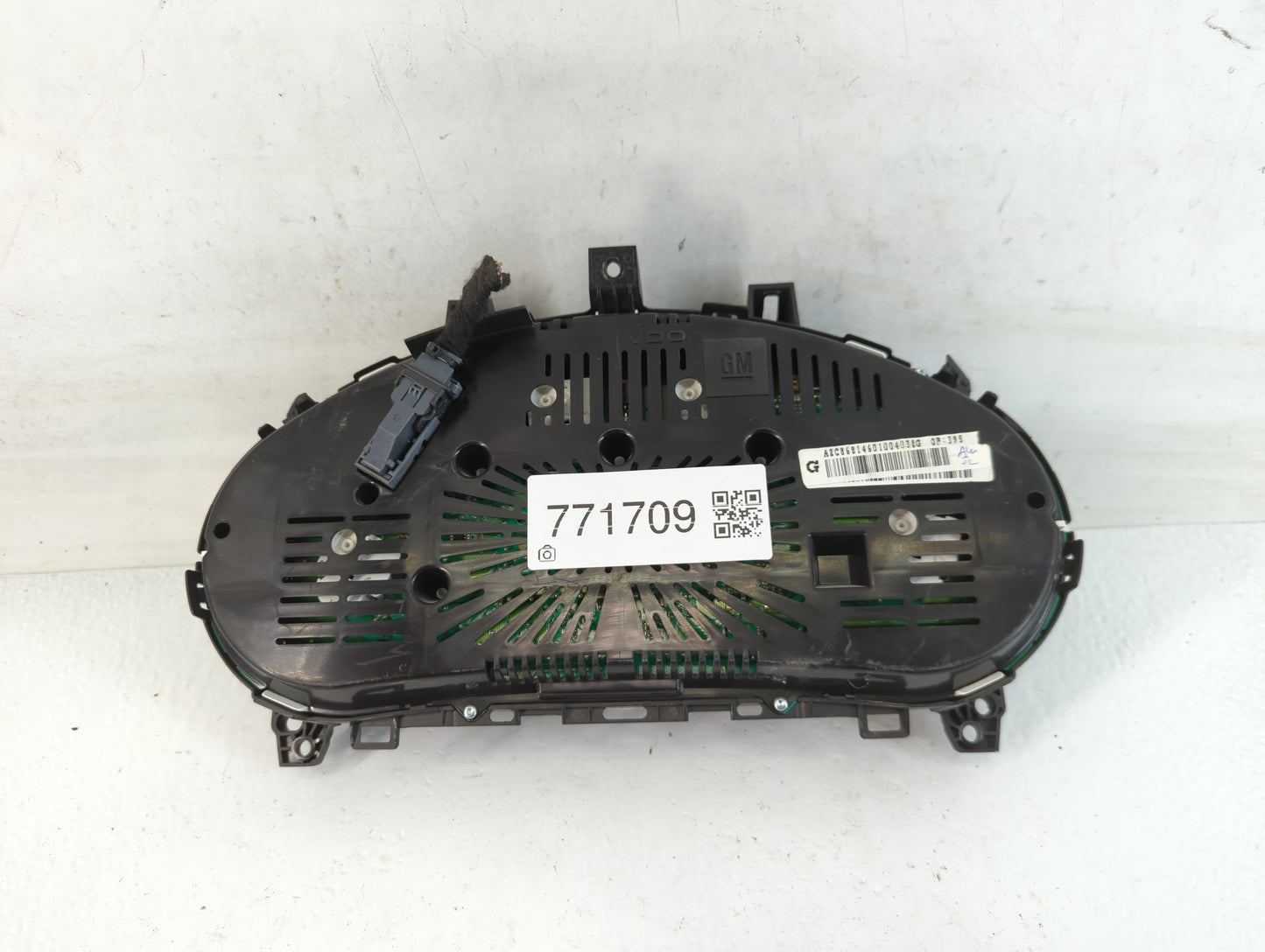 2014 Buick Encore Instrument Cluster Speedometer Gauges P/N:95375161 Fits OEM Used Auto Parts - Oemusedautoparts1.com