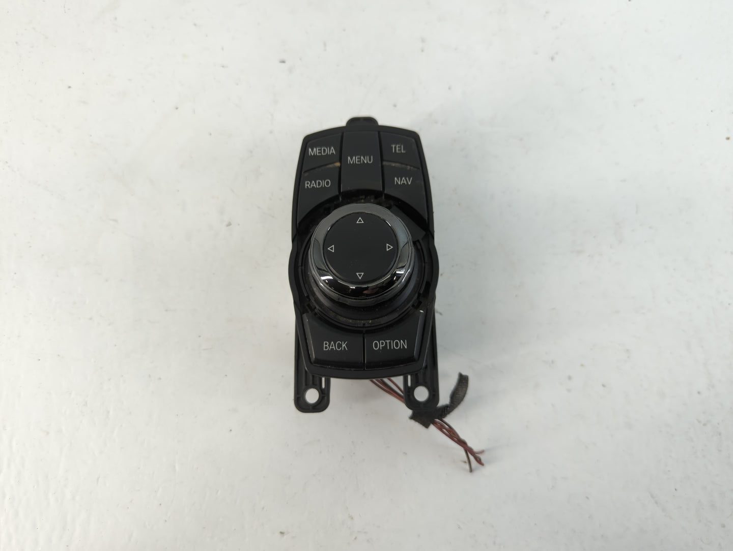 2013-2014 Bmw 550i Radio AM FM Cd Player Receiver Replacement P/N:0007557717 Fits Fits 2013 2014 2015 2016 2017 OEM Used Auto Parts - Oemusedautoparts1.com