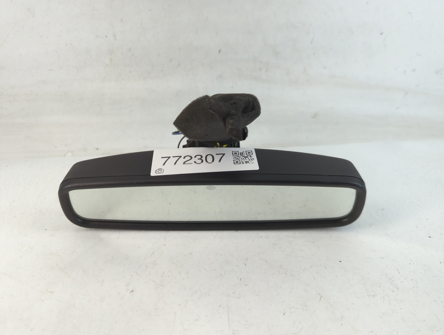 2000-2019 Ford Taurus Interior Rear View Mirror Replacement OEM P/N:071613 905 3985 Fits OEM Used Auto Parts - Oemusedautoparts1.com