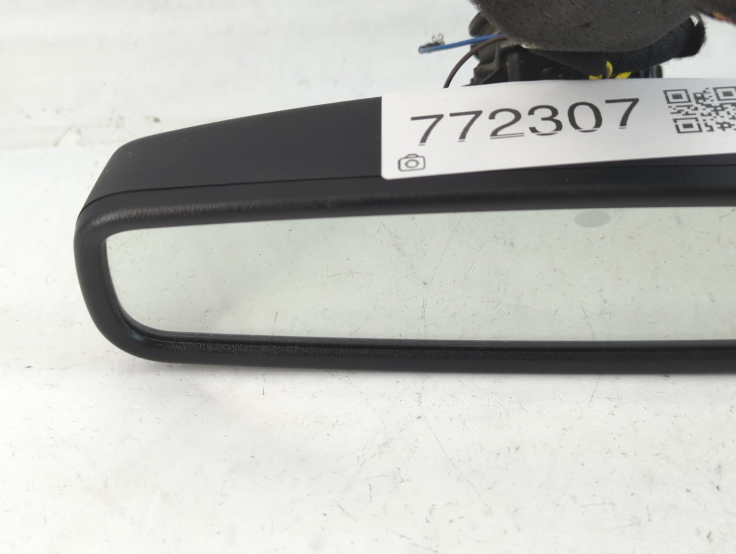 2000-2019 Ford Taurus Interior Rear View Mirror Replacement OEM P/N:071613 905 3985 Fits OEM Used Auto Parts - Oemusedautoparts1.com