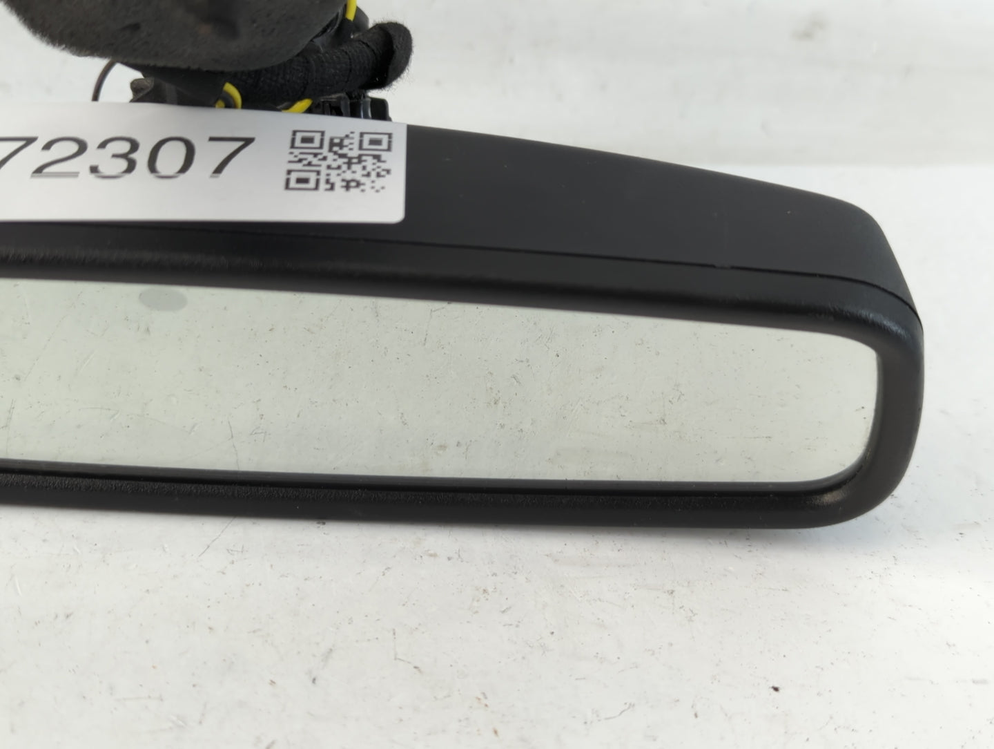 2000-2019 Ford Taurus Interior Rear View Mirror Replacement OEM P/N:071613 905 3985 Fits OEM Used Auto Parts - Oemusedautoparts1.com
