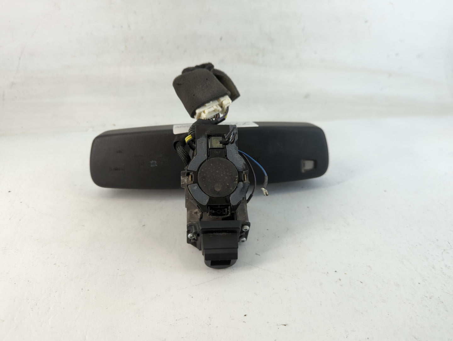 2000-2019 Ford Taurus Interior Rear View Mirror Replacement OEM P/N:071613 905 3985 Fits OEM Used Auto Parts - Oemusedautoparts1.com