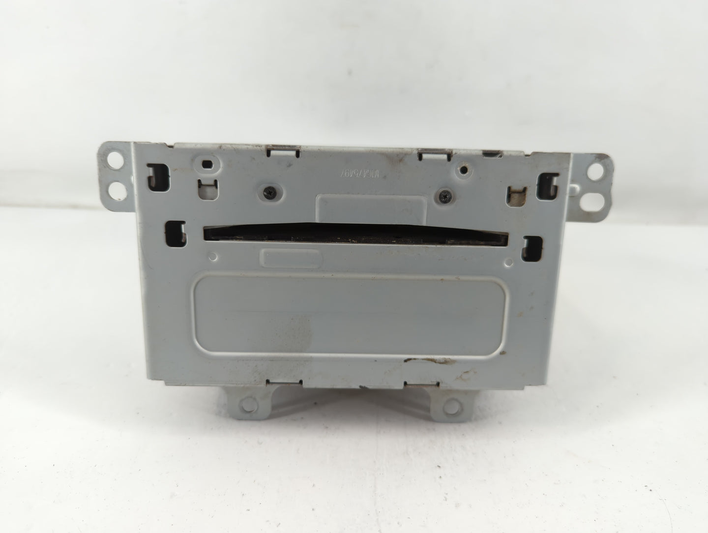 2011-2012 Chevrolet Equinox Radio AM FM Cd Player Receiver Replacement P/N:20983516 Fits Fits 2010 2011 2012 OEM Used Auto Parts - Oemusedautoparts1.com