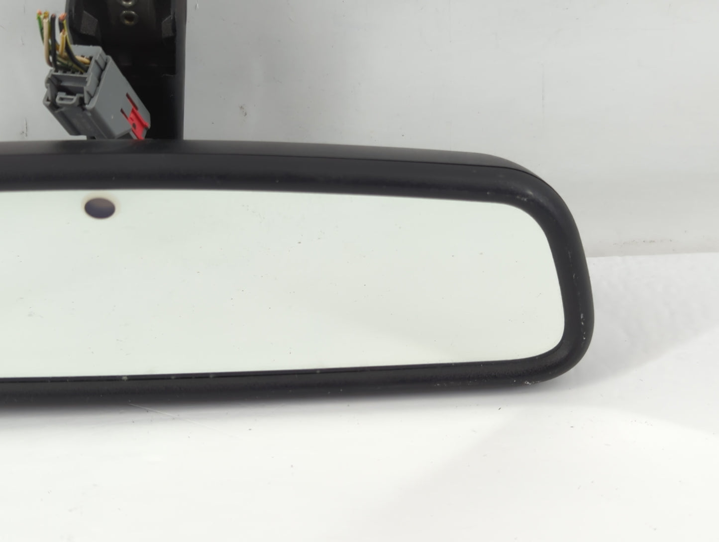 2006-2014 Land Rover Range Rover Interior Rear View Mirror Replacement OEM P/N:36609790 905-2766 Fits OEM Used Auto Parts - Oemusedautoparts1.com