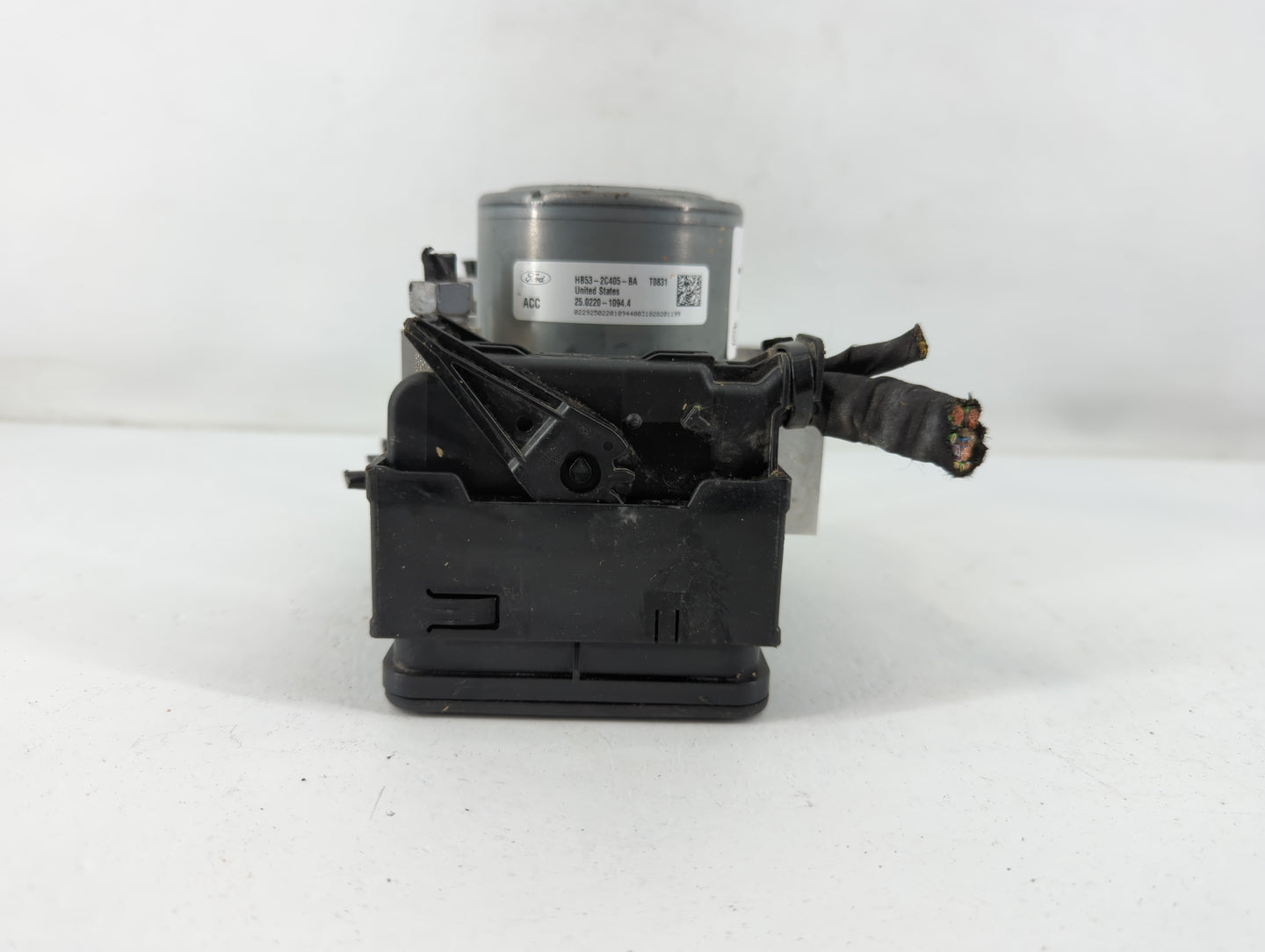 2019 Ford Explorer ABS Pump Control Module Replacement P/N:HB53-2C405-BA Fits OEM Used Auto Parts - Oemusedautoparts1.com
