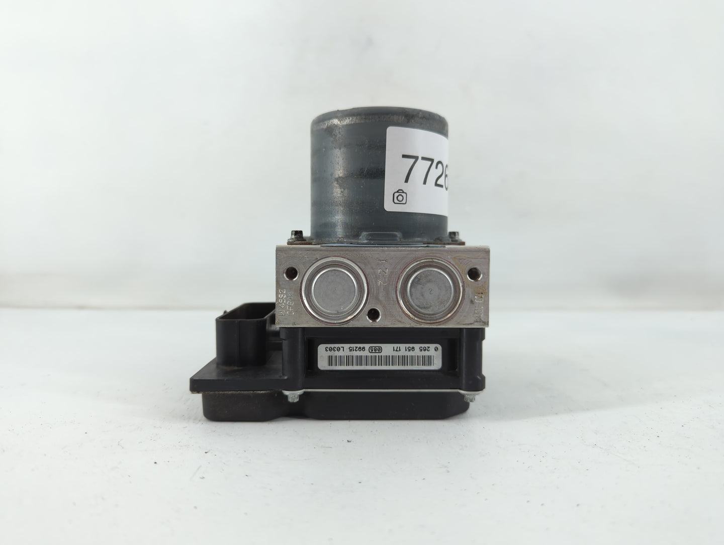 2009-2010 Audi A4 ABS Pump Control Module Replacement P/N:8K0 907 379 BT Fits Fits 2009 2010 OEM Used Auto Parts - Oemusedautoparts1.com