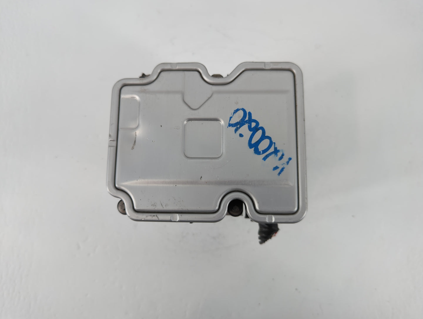 2021 Toyota Rav4 ABS Pump Control Module Replacement P/N:44540-0R240 Fits OEM Used Auto Parts - Oemusedautoparts1.com