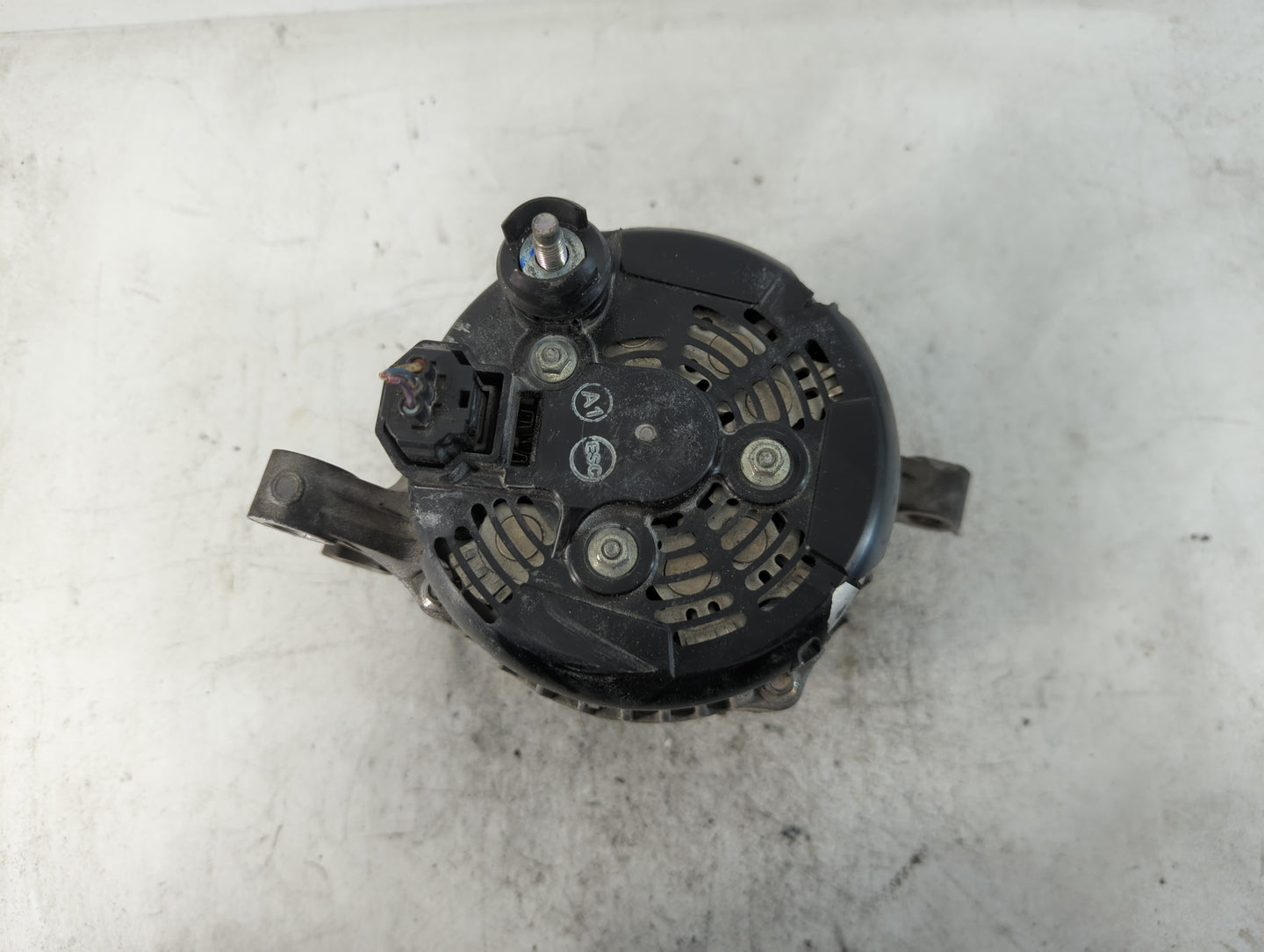 2015-2018 Ford Edge Alternator Replacement Generator Charging Assembly Engine OEM P/N:G2GT-10300-BA Fits OEM Used Auto Parts - Oemusedautoparts1.com