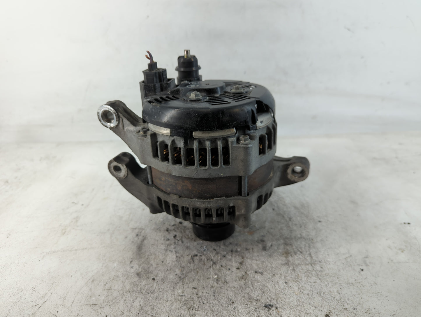 2015-2018 Ford Edge Alternator Replacement Generator Charging Assembly Engine OEM P/N:G2GT-10300-BA Fits OEM Used Auto Parts - Oemusedautoparts1.com