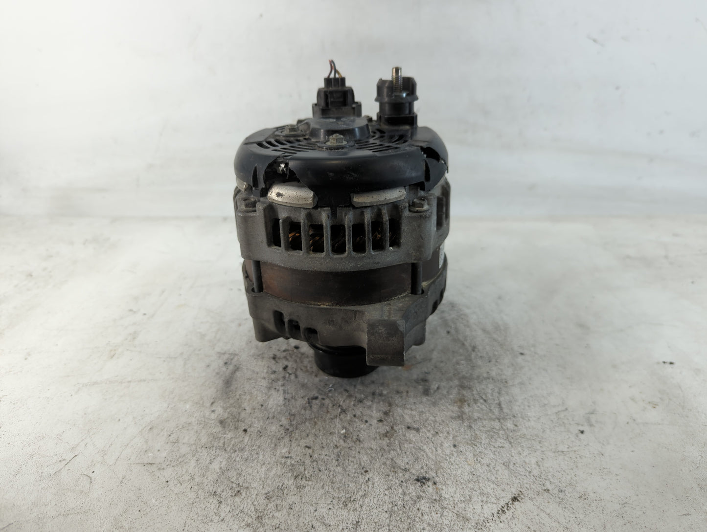 2015-2018 Ford Edge Alternator Replacement Generator Charging Assembly Engine OEM P/N:G2GT-10300-BA Fits OEM Used Auto Parts - Oemusedautoparts1.com