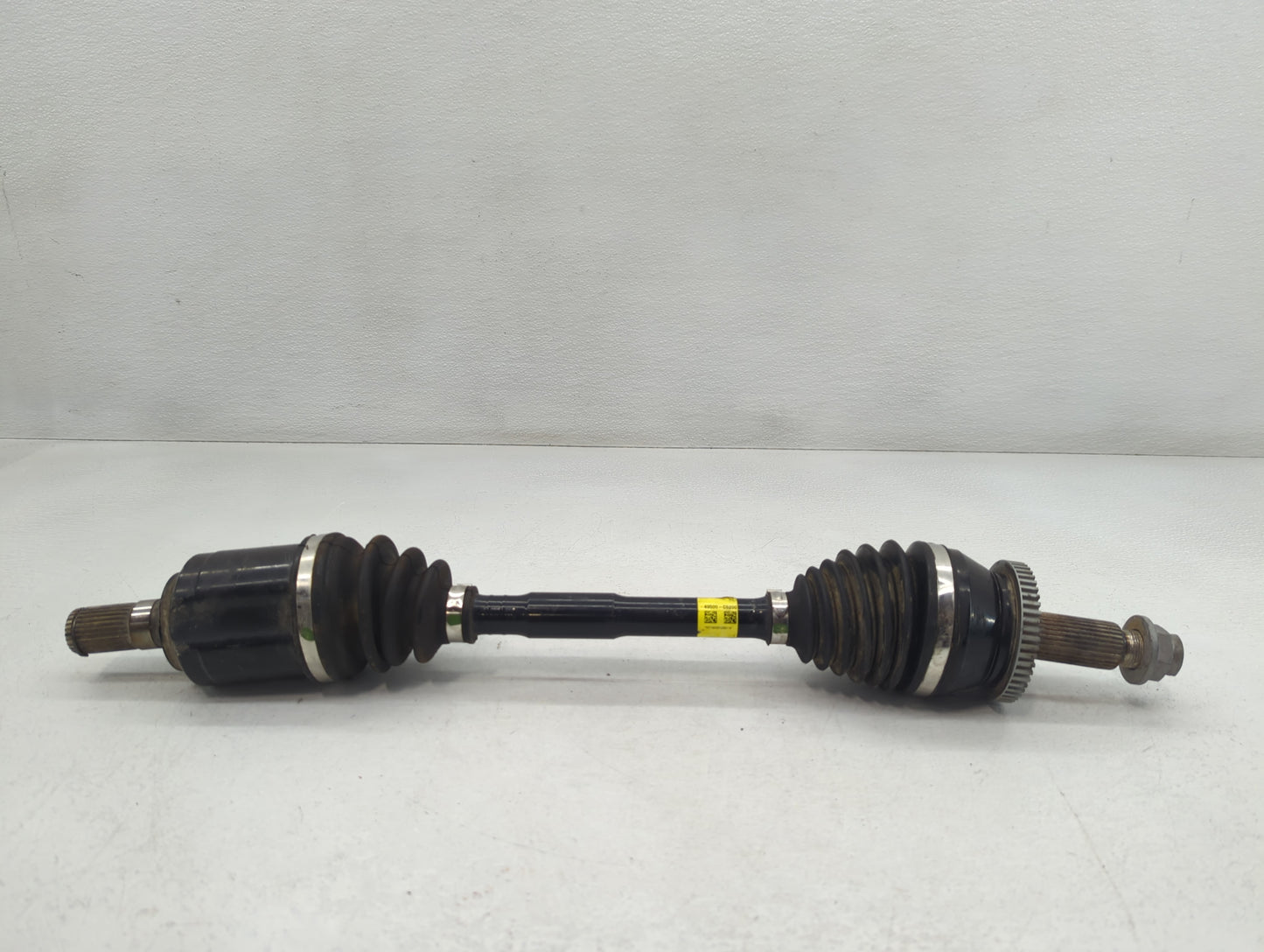 2016-2018 Kia Sorento Axle Shaft Front Driver Cv C/v - Oemusedautoparts1.com