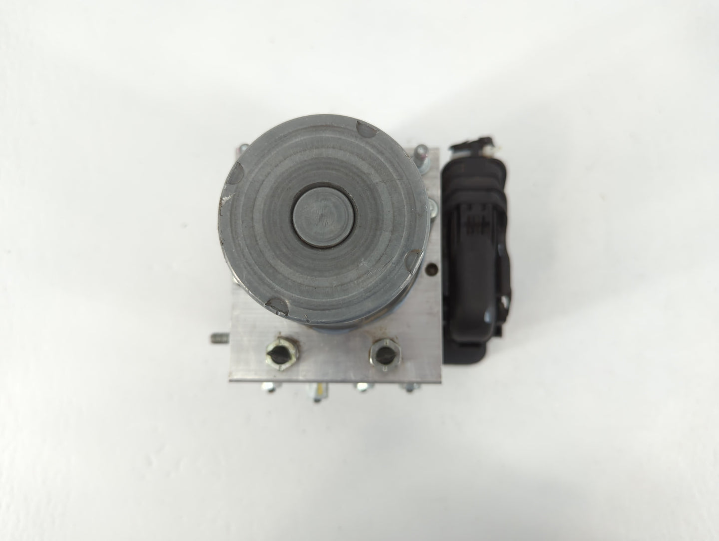 2019-2020 Infiniti Qx50 ABS Pump Control Module Replacement P/N:47660 5NA0C Fits Fits 2019 2020 OEM Used Auto Parts - Oemusedautoparts1.com