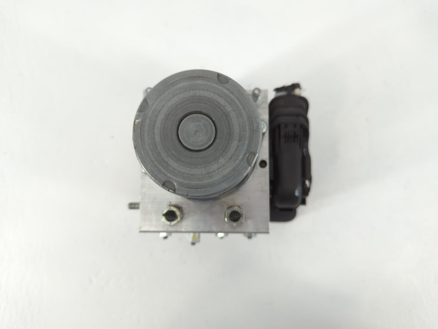 2019-2020 Infiniti Qx50 ABS Pump Control Module Replacement P/N:47660 5NA0C Fits Fits 2019 2020 OEM Used Auto Parts - Oemusedautoparts1.com