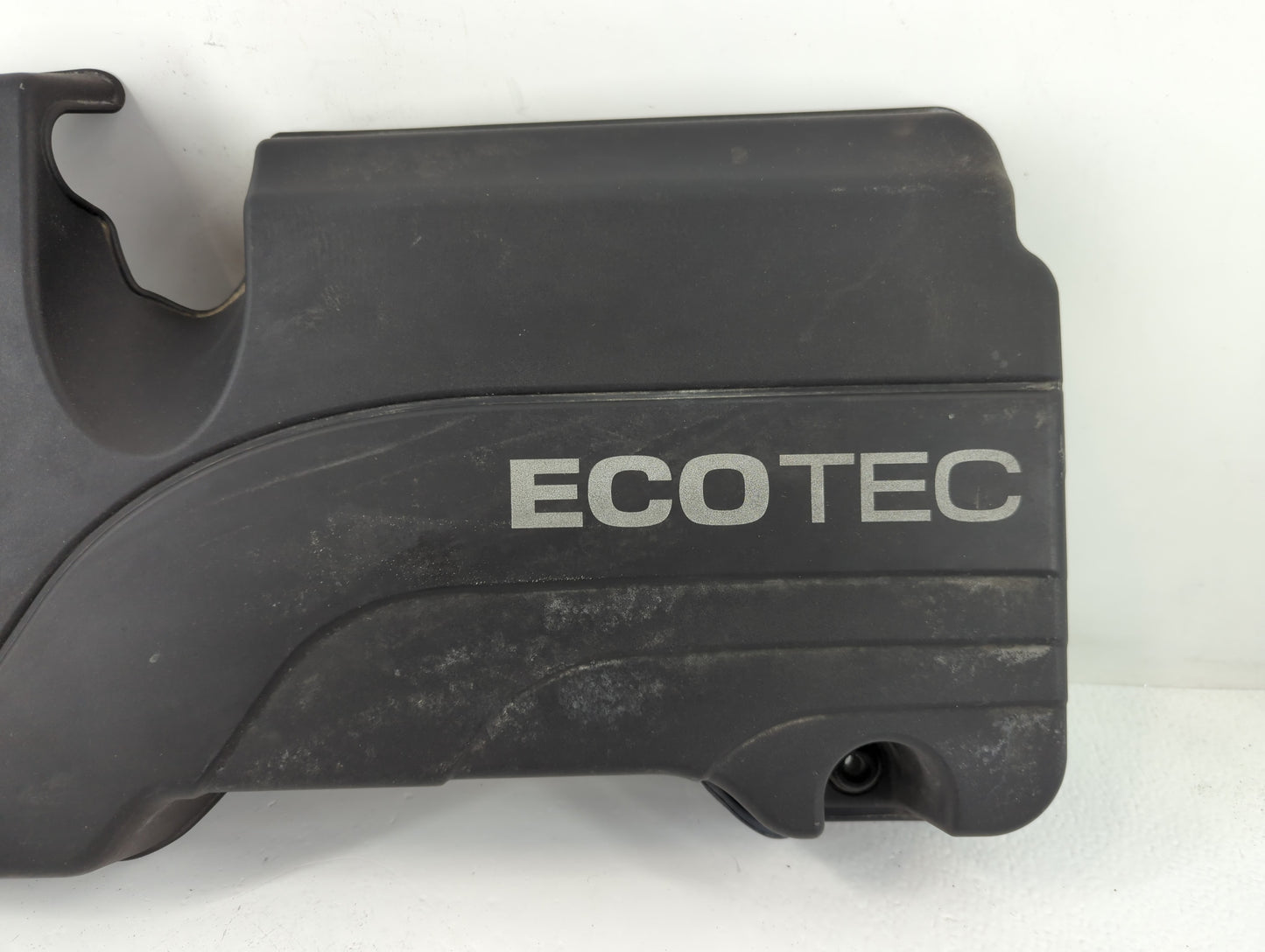 2018 Chevrolet Equinox Engine Cover - Oemusedautoparts1.com