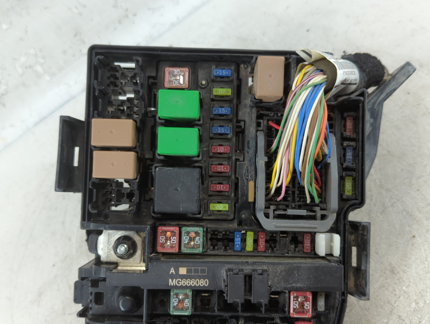 2014-2015 Kia Optima Fusebox Fuse Box Panel Relay Module Fits Fits 2014 2015 OEM Used Auto Parts - Oemusedautoparts1.com
