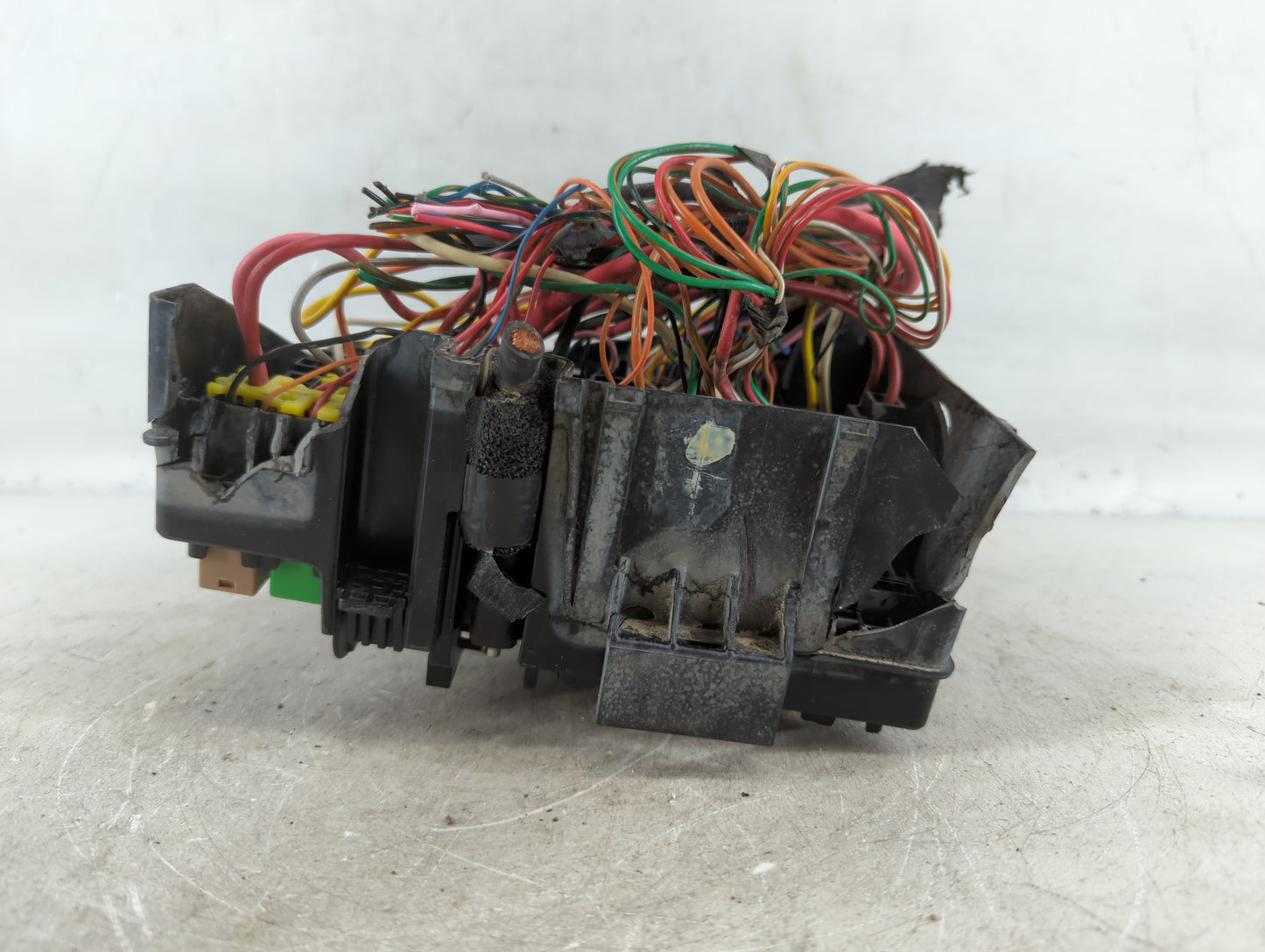2014-2015 Kia Optima Fusebox Fuse Box Panel Relay Module Fits Fits 2014 2015 OEM Used Auto Parts - Oemusedautoparts1.com