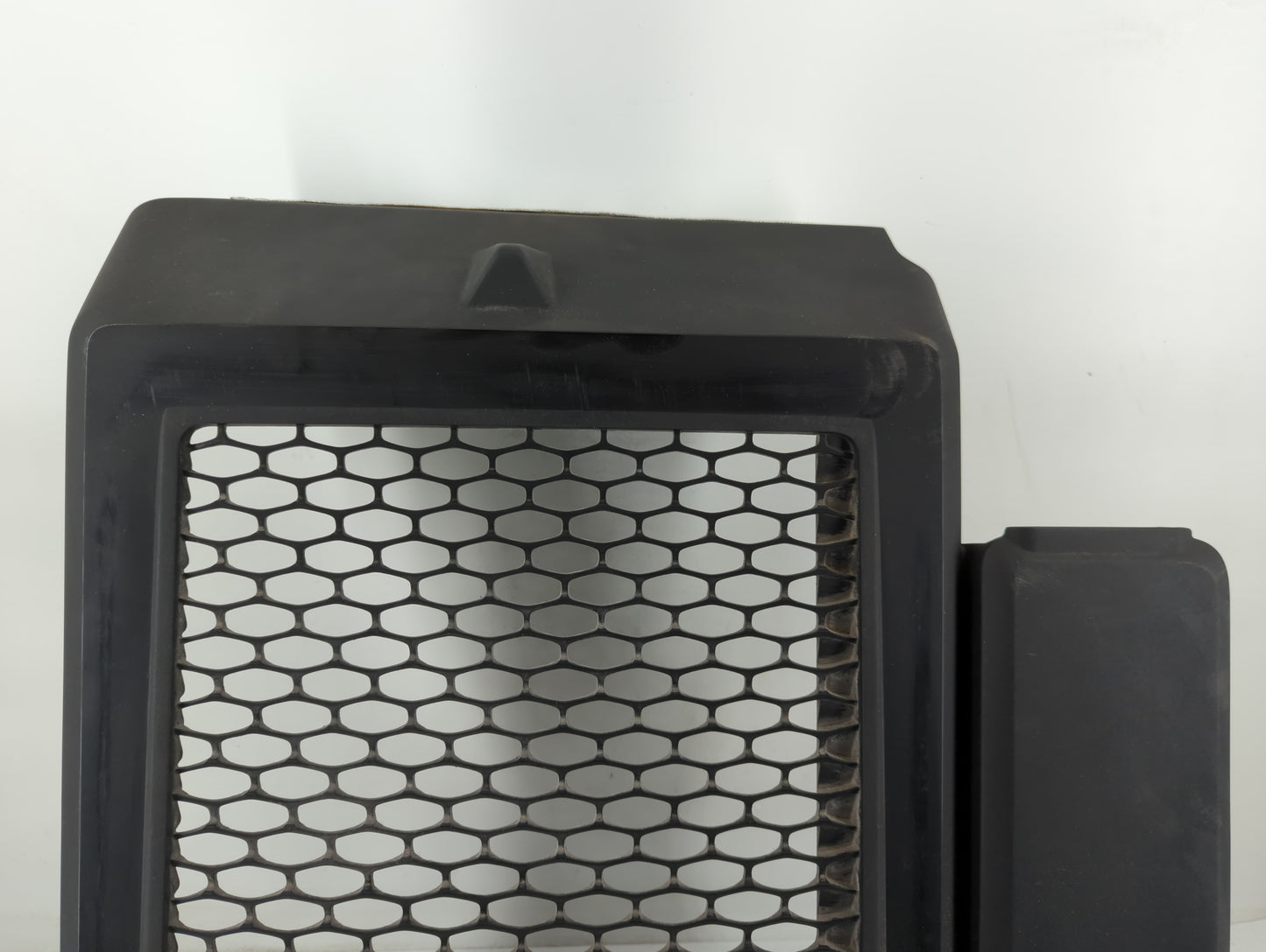 2011 Mazda 3 Engine Cover - Oemusedautoparts1.com