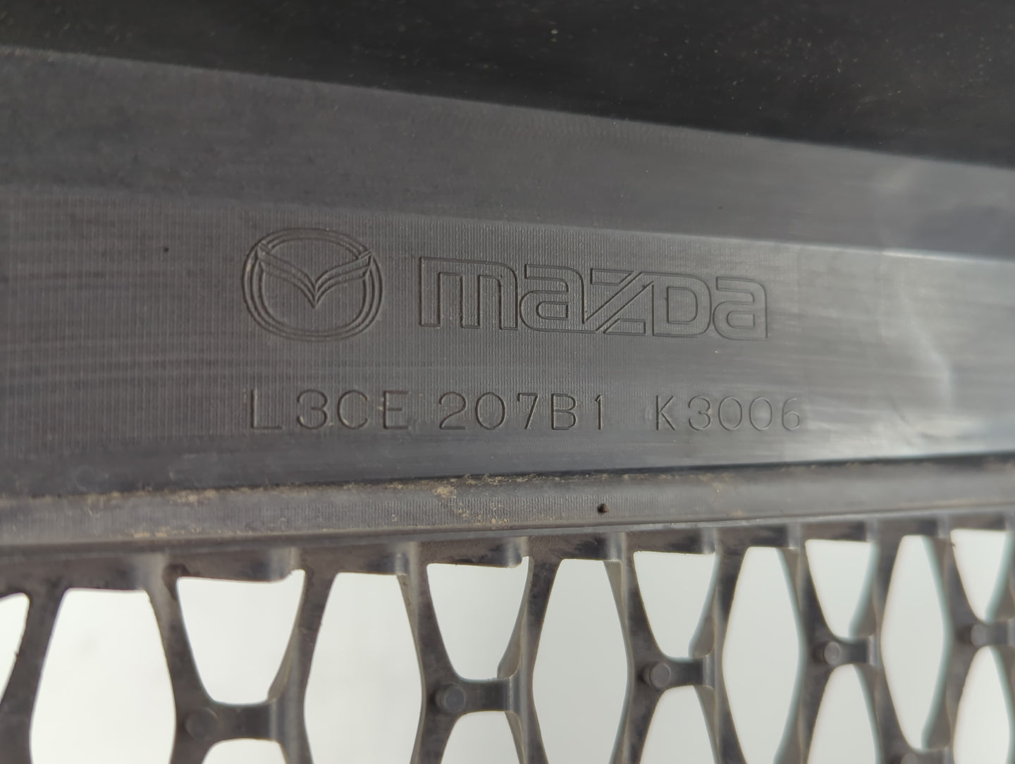 2011 Mazda 3 Engine Cover - Oemusedautoparts1.com