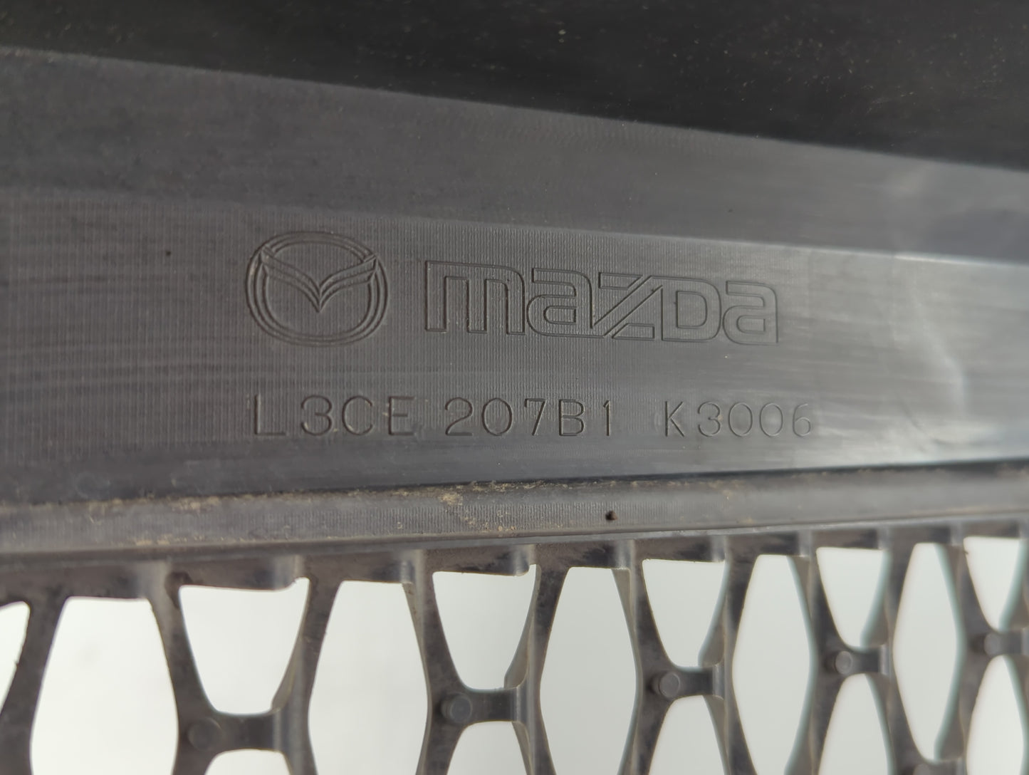2011 Mazda 3 Engine Cover - Oemusedautoparts1.com