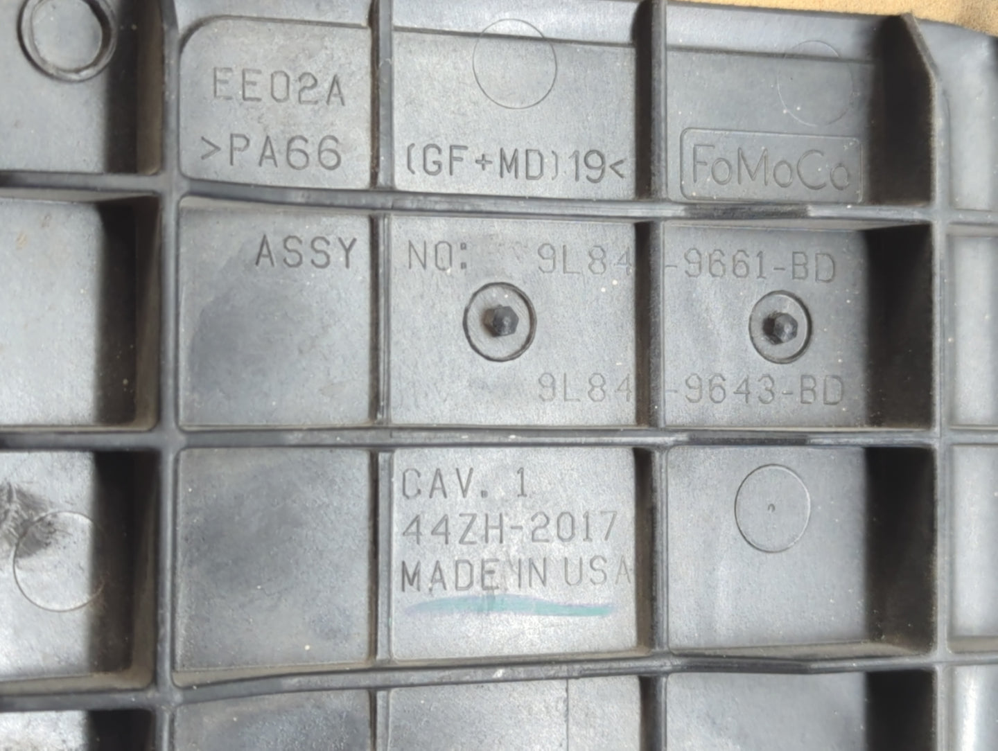 2008 Toyota Solara Engine Cover - Oemusedautoparts1.com