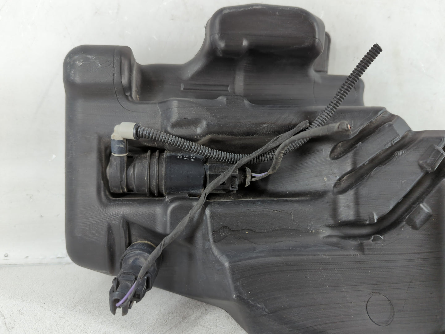 2012-2013 Buick Verano Windshield Washer Fluid Reservoir Bottle Oem - Oemusedautoparts1.com