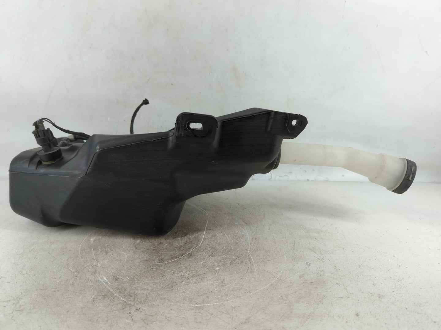 2012-2013 Buick Verano Windshield Washer Fluid Reservoir Bottle Oem - Oemusedautoparts1.com