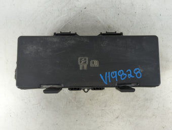 compare product 2010 Lincoln Navigator Fusebox Fuse Box Panel Relay Module P/N:9L1T-14A003-BA Fits OEM Used Auto Parts