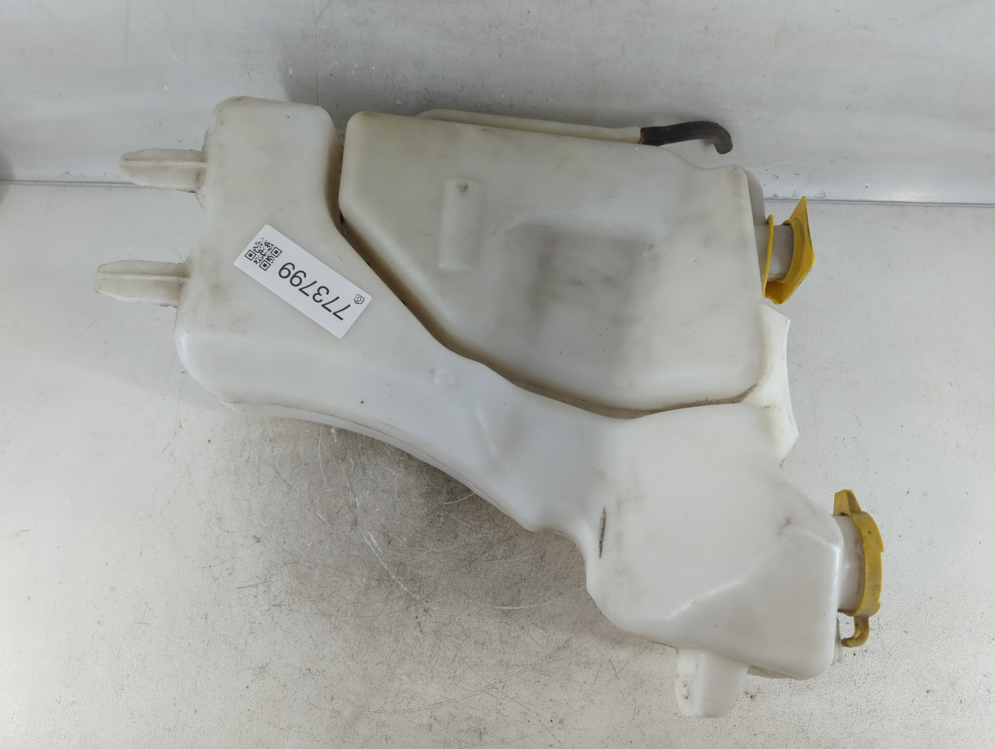 2004-2008 Dodge Ram 1500 Windshield Washer Fluid Reservoir Bottle Oem - Oemusedautoparts1.com