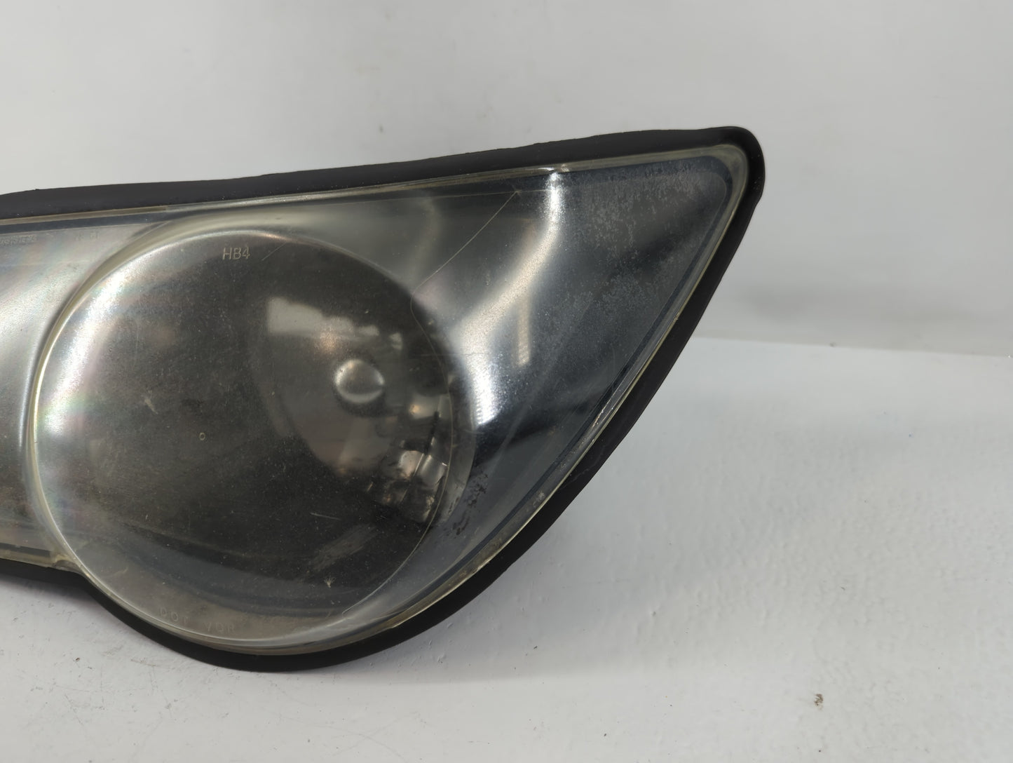 2001-2005 Pontiac Aztek Passenger Right Oem Head Light Headlight Lamp - Oemusedautoparts1.com